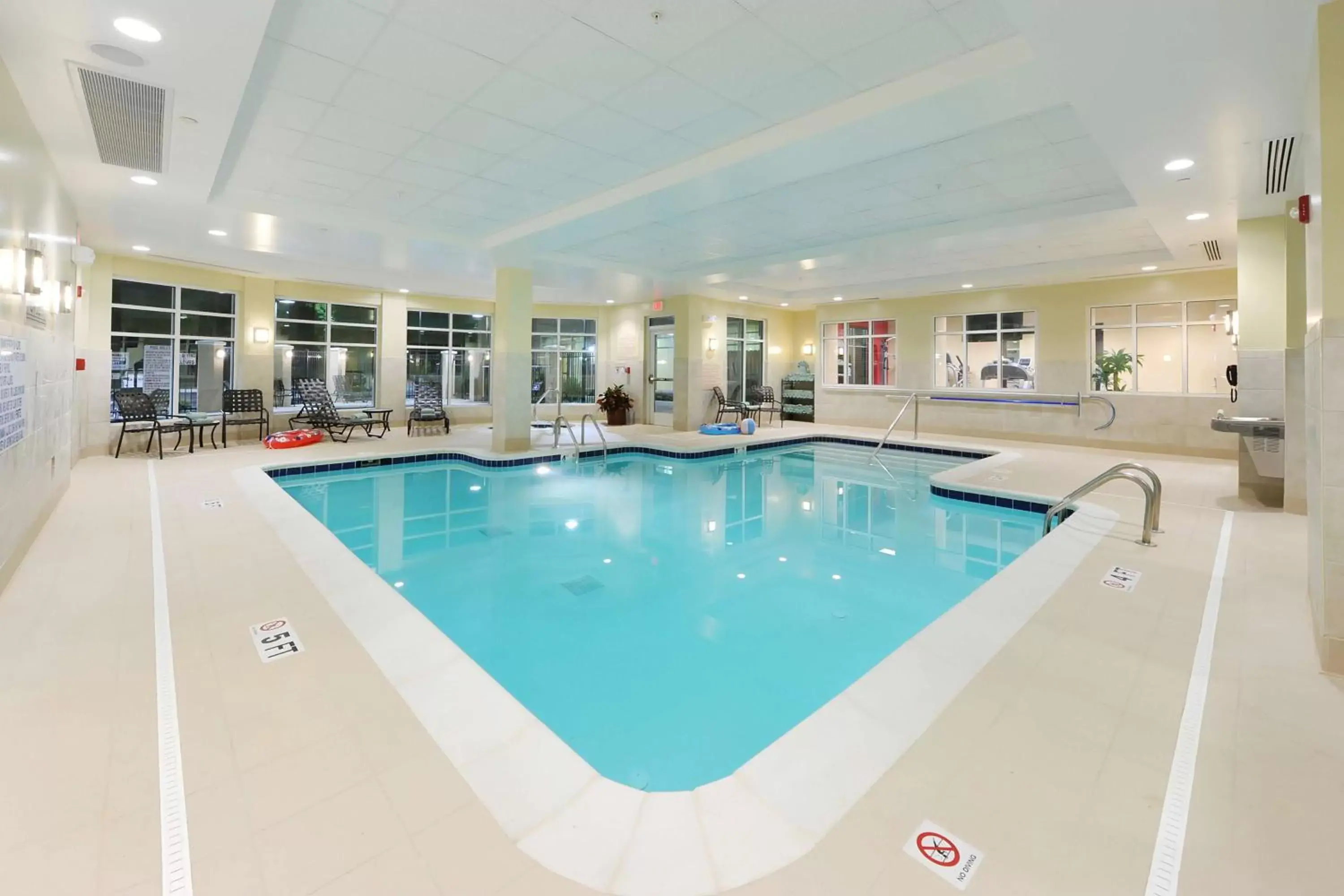 Pool view, Swimming Pool in Hilton Garden Inn Atlanta Airport North