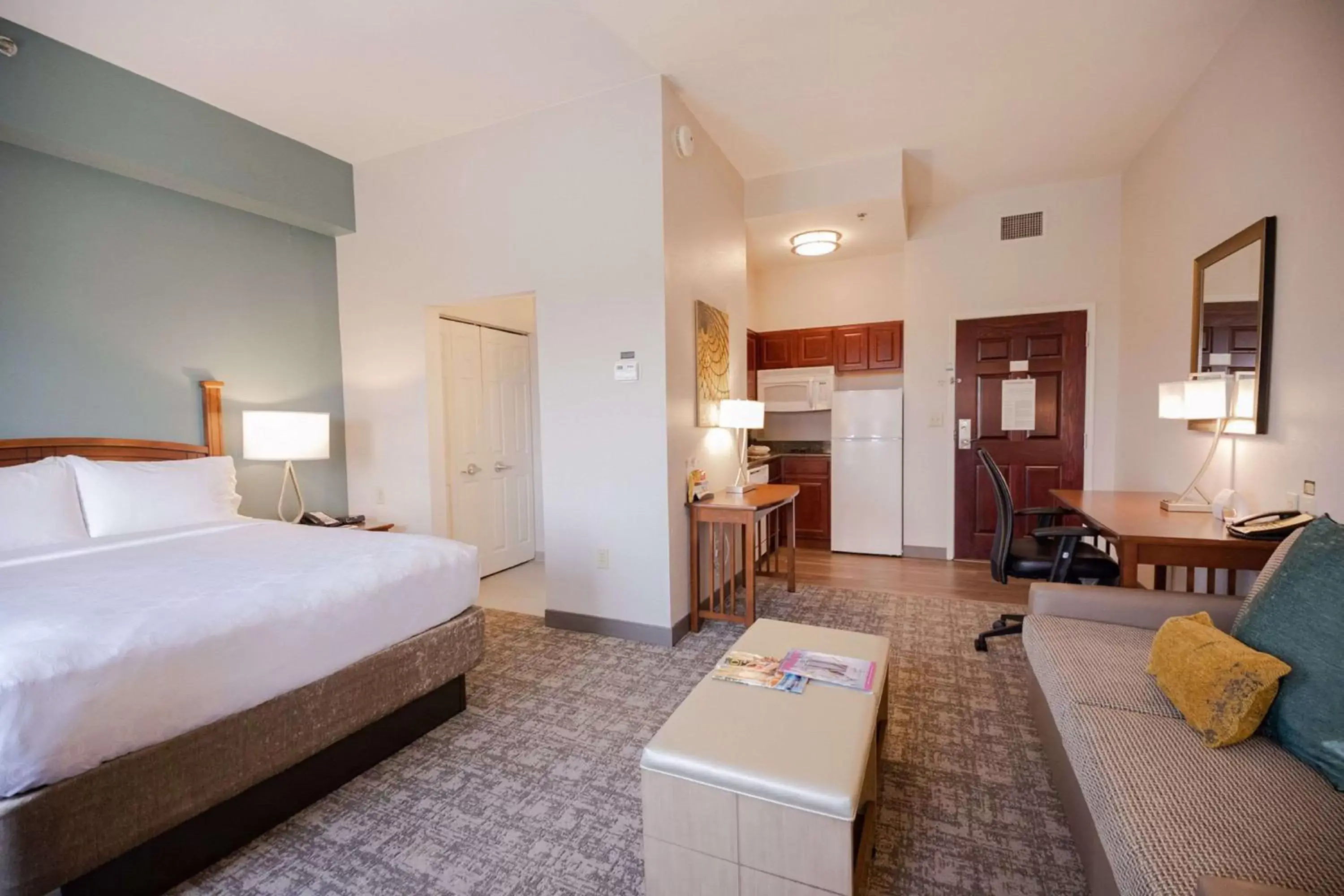 Bedroom in Sonesta ES Suites Baton Rouge University at Southgate