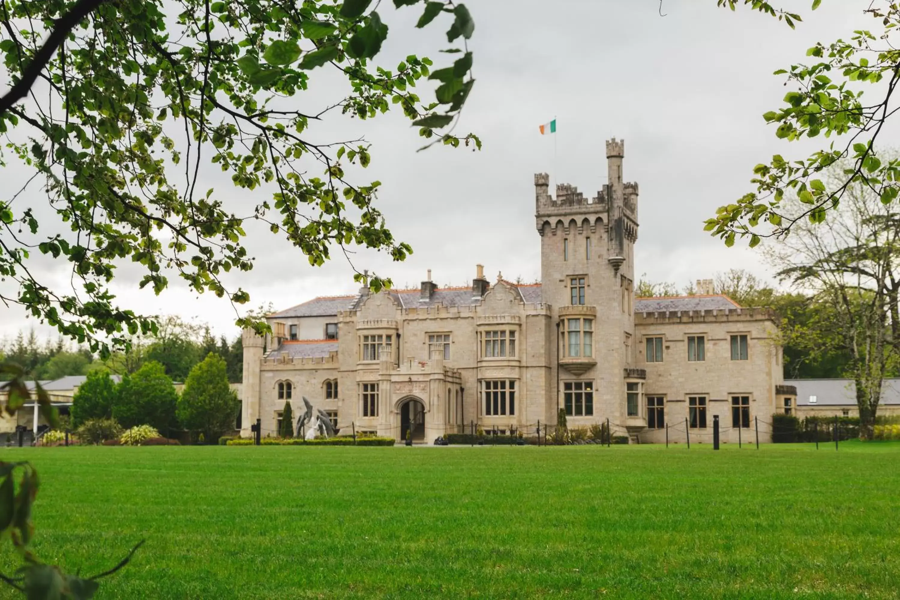 Facade/entrance, Property Building in Lough Eske Castle