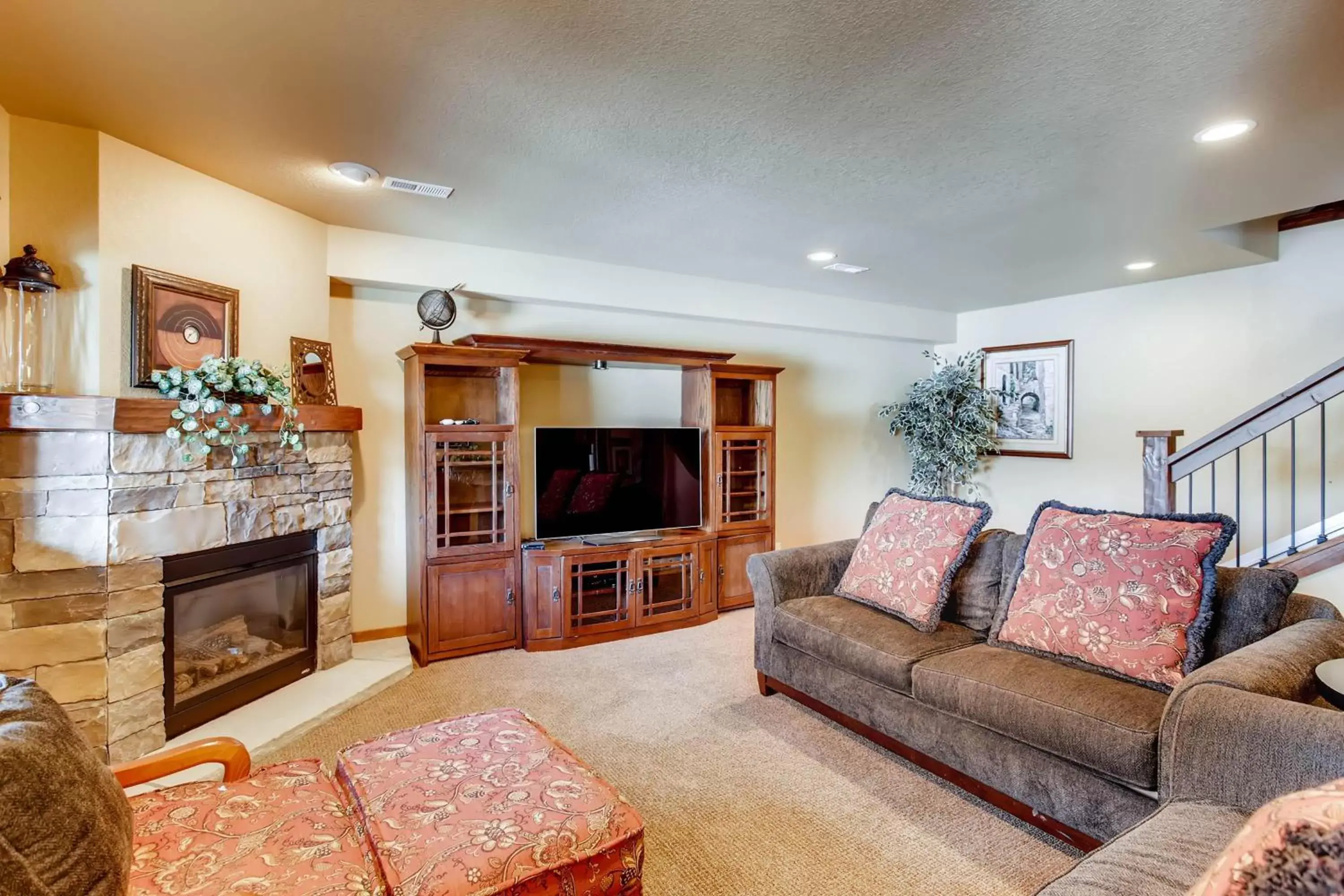 Seating Area in Estes Park Condos