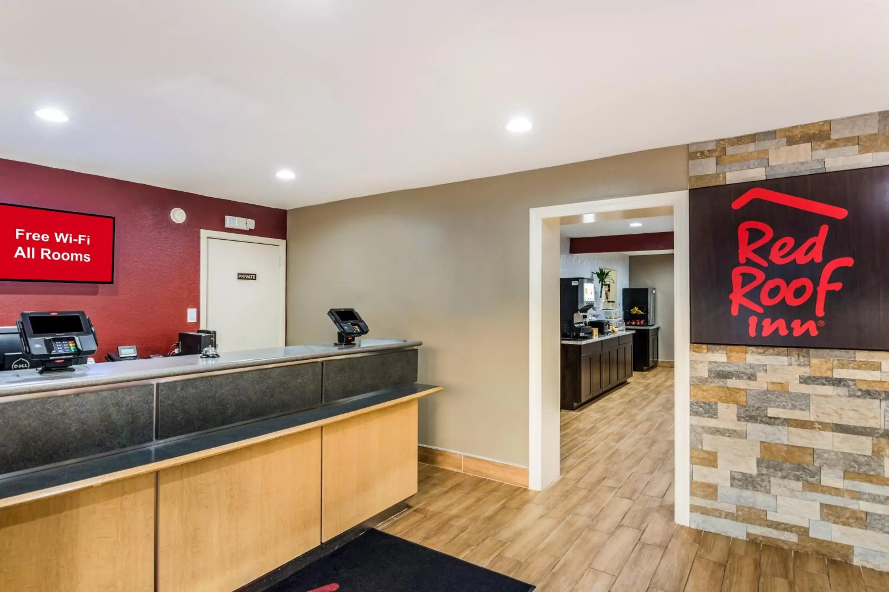 Lobby or reception in Red Roof Inn Williamsburg Lobby or reception in Red Roof Inn Williamsburg