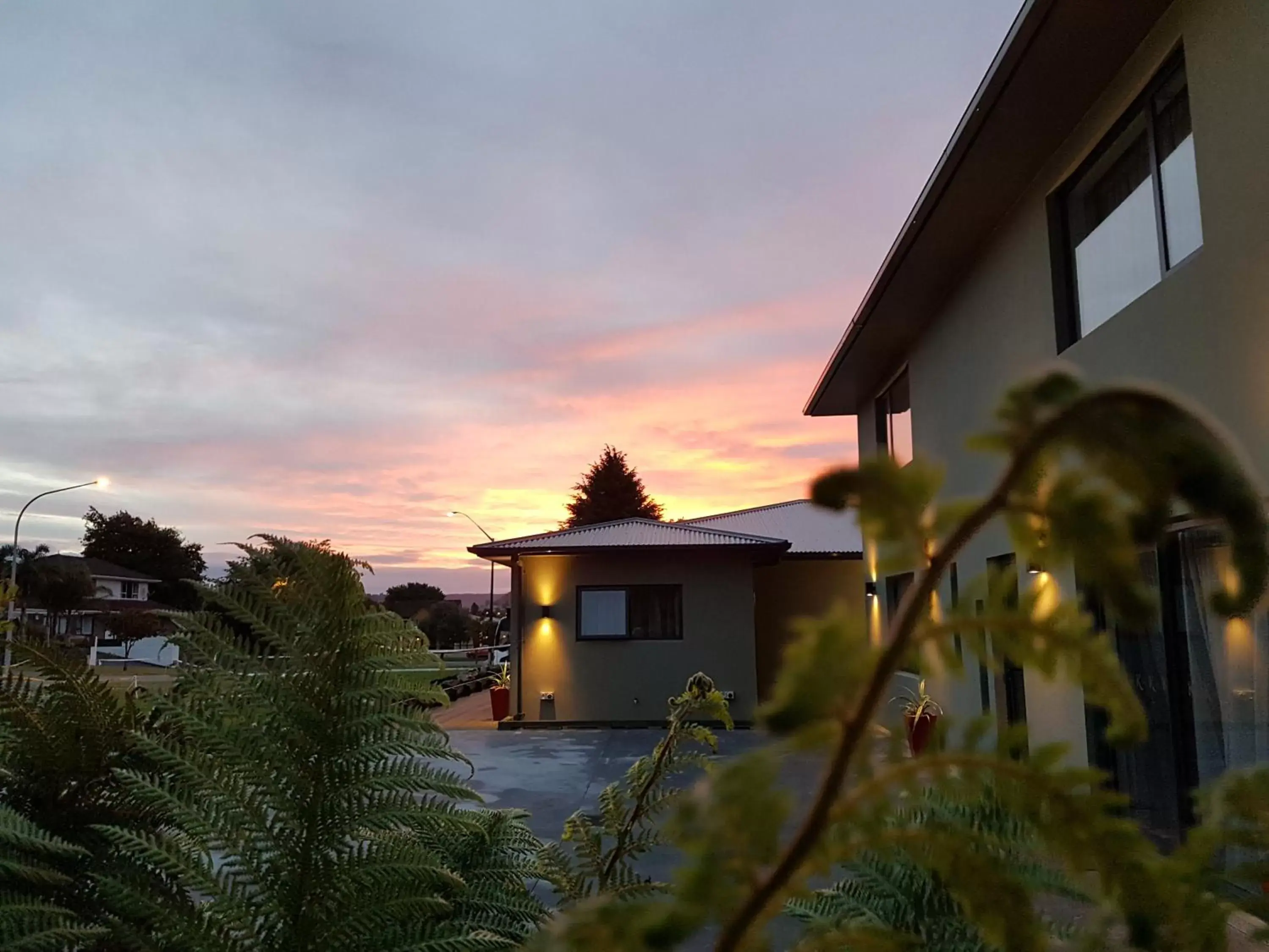 Property building in Kings On Peace Property building in Kings On Peace