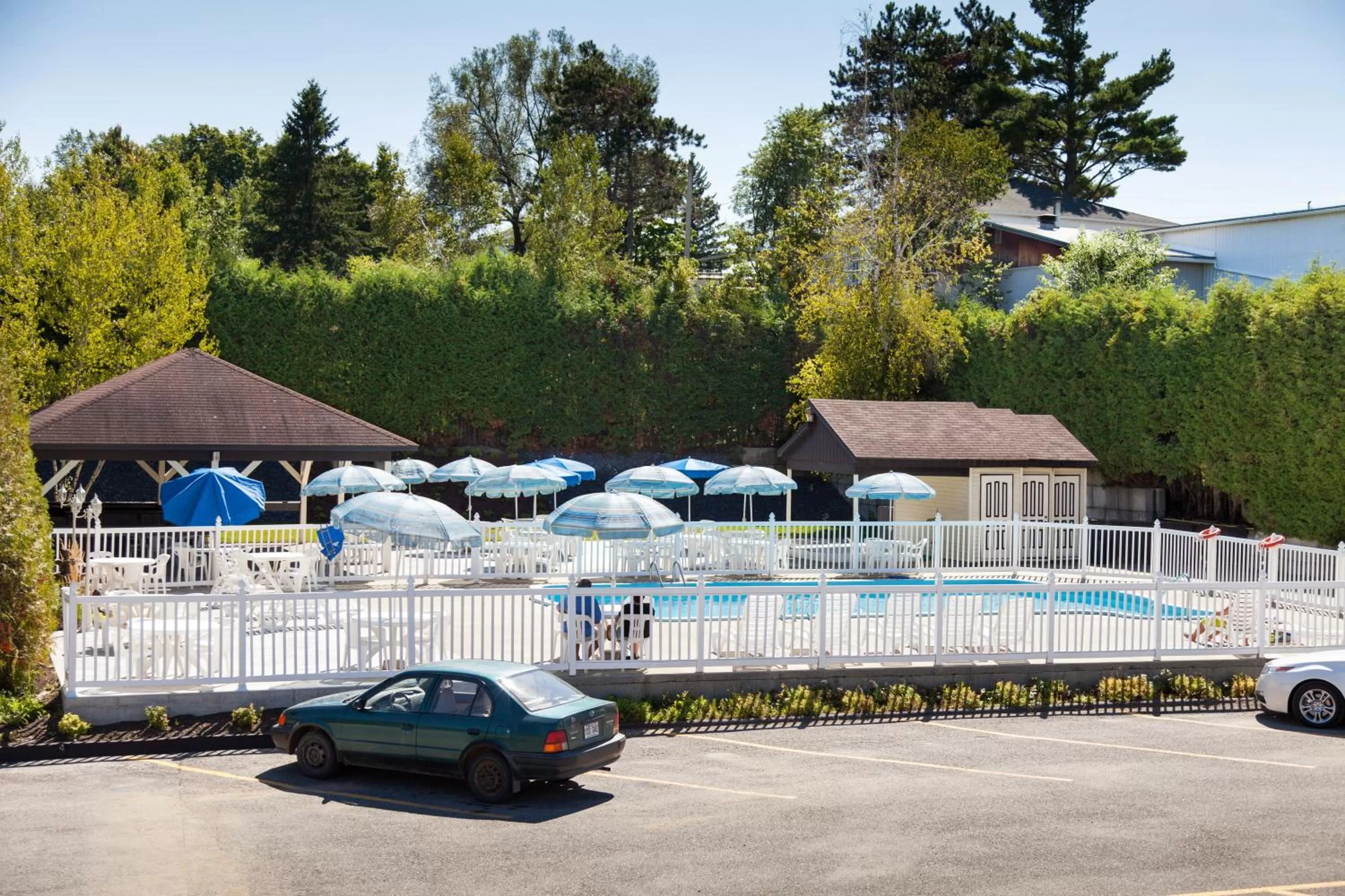 Swimming pool in Hôtel Le Floral