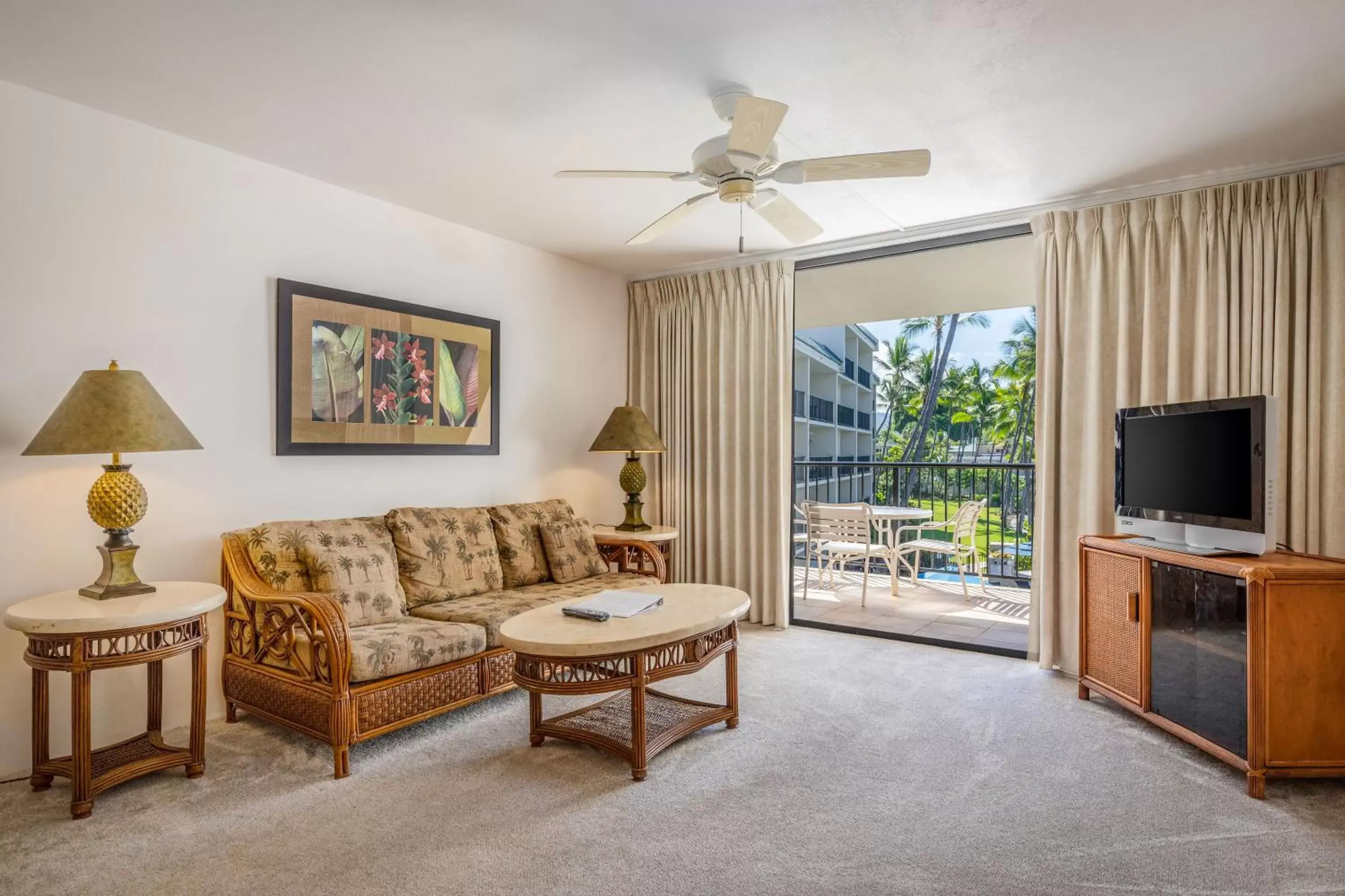 Living room, Seating Area in Aston Kona By The Sea