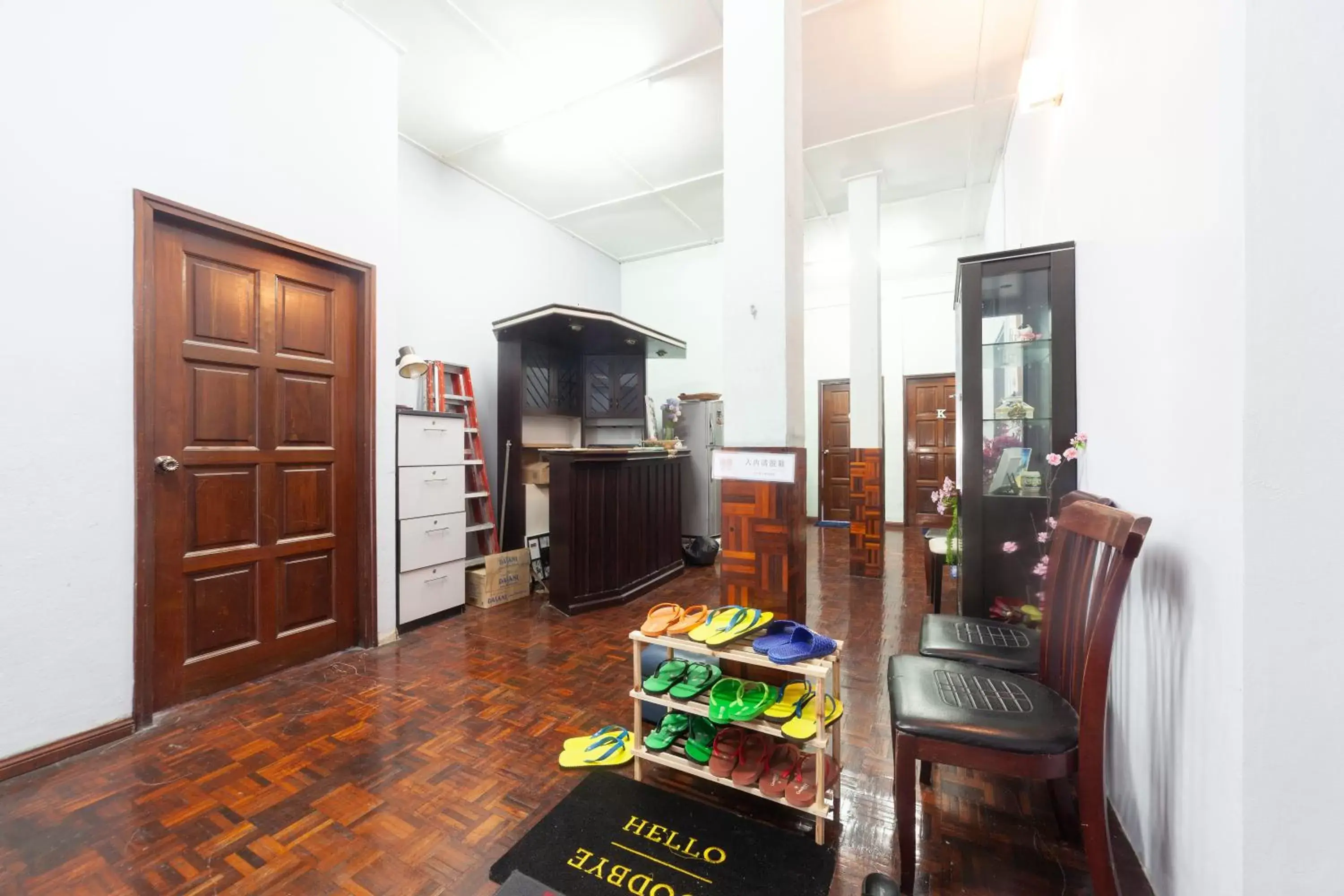 Communal lounge/ TV room in Hin Loi Guesthouse