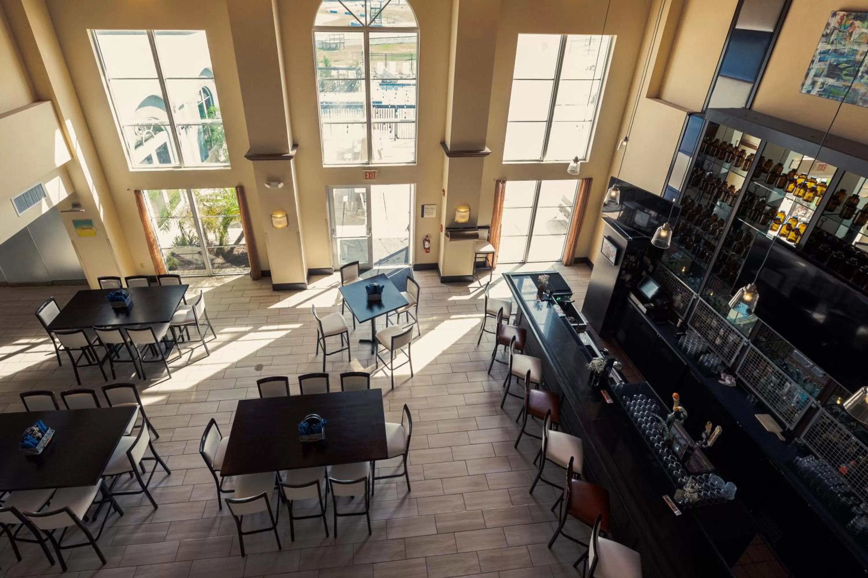 Restaurant/places to eat in SEVEN Sebring Raceway Hotel