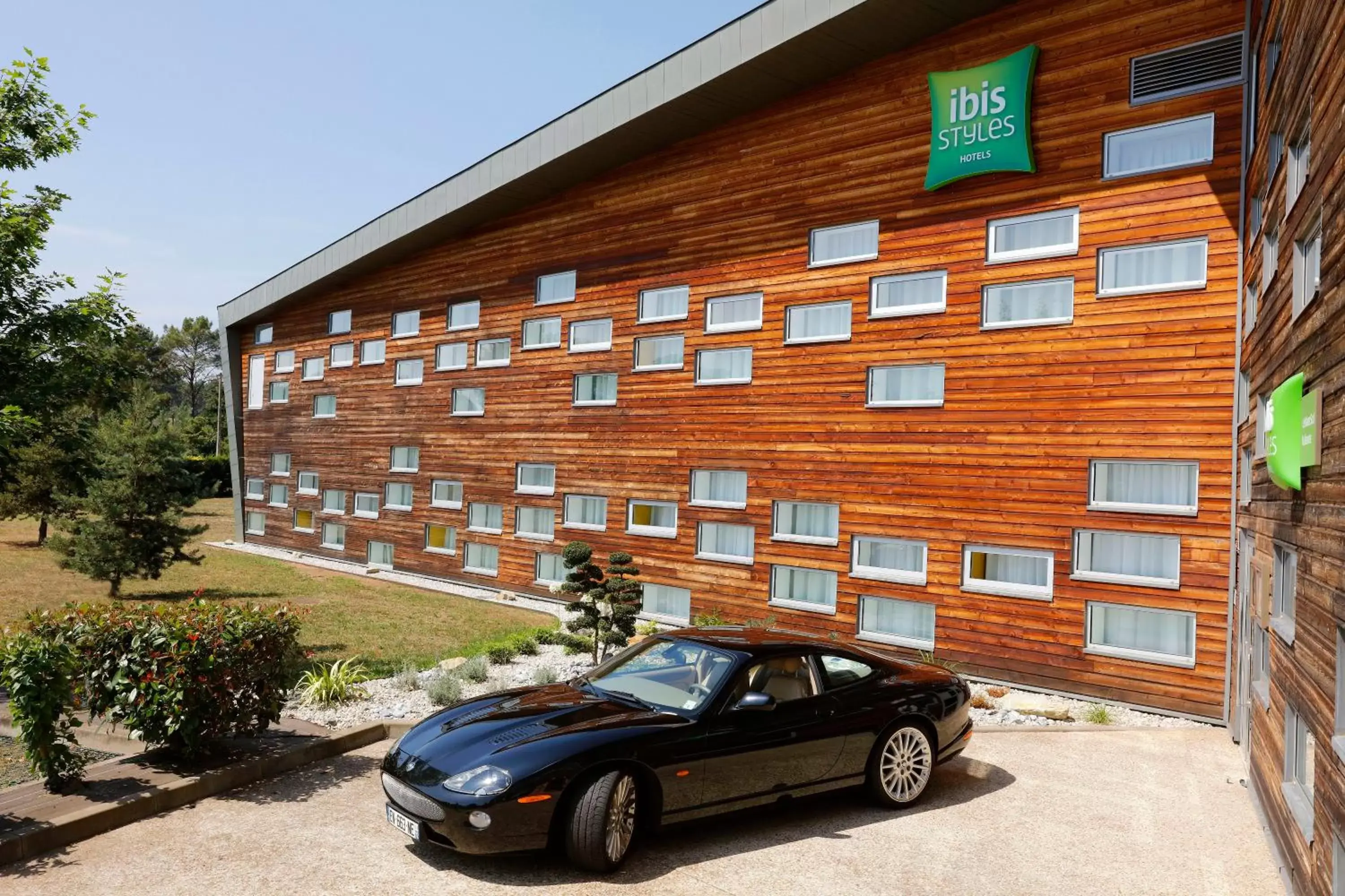 Facade/entrance, Property Building in ibis Styles Le Mans Sud Mulsanne