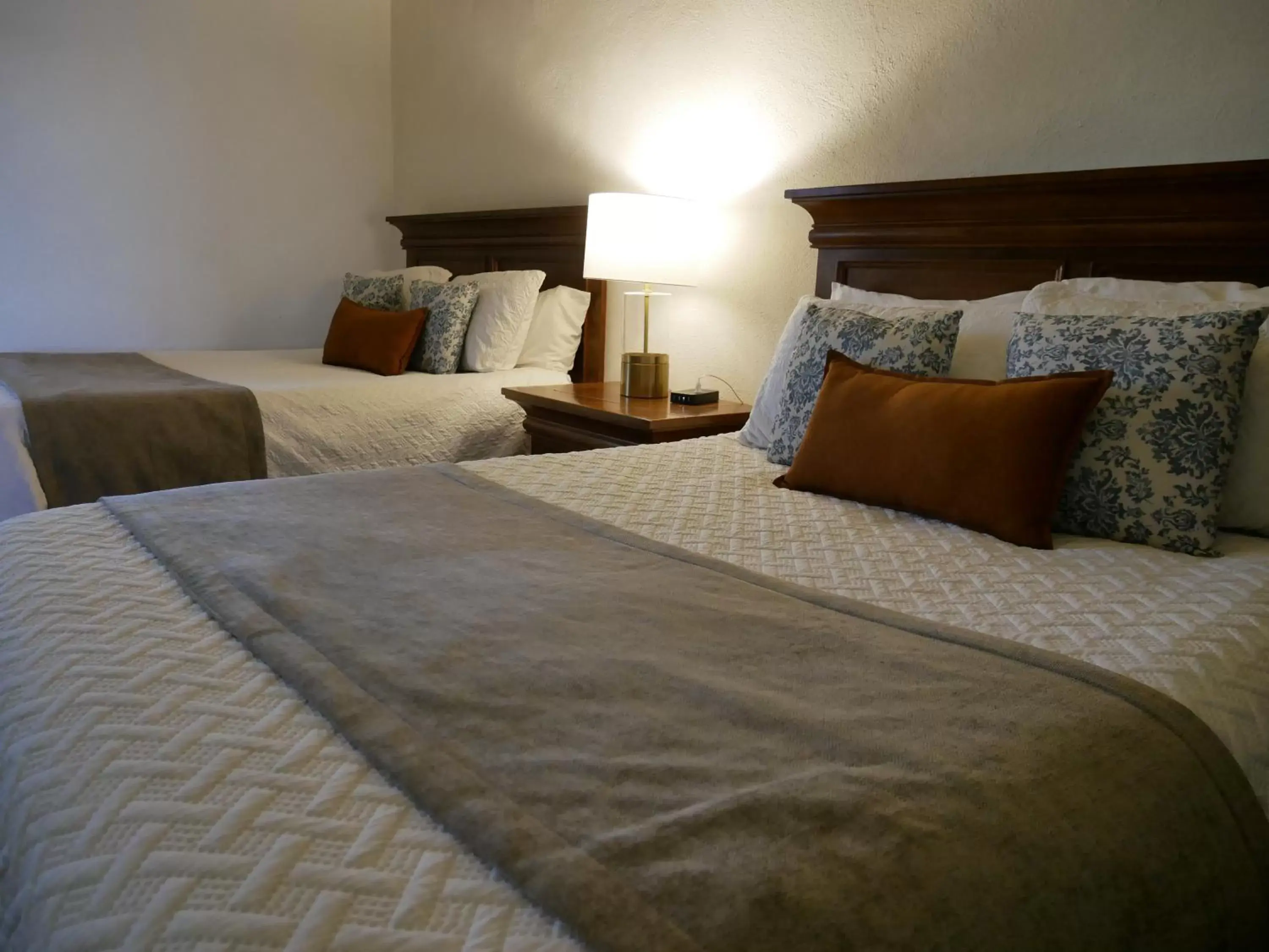 Double Room in Hotel El Farol Double Room in Hotel El Farol