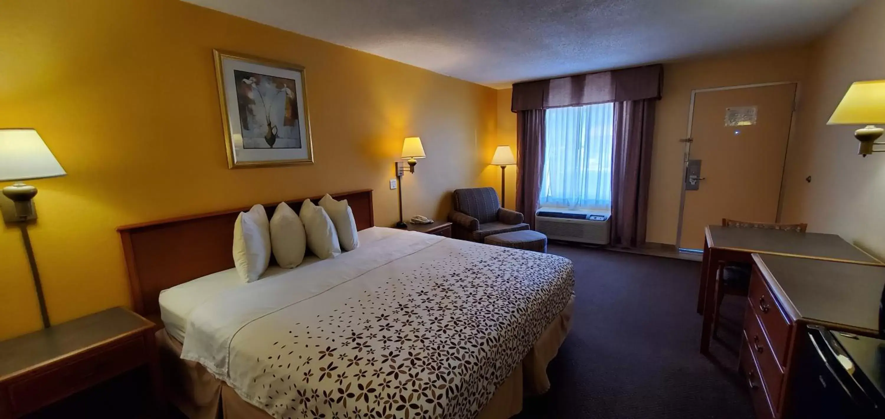 Bedroom, Bed in Quality Inn White Springs Suwanee