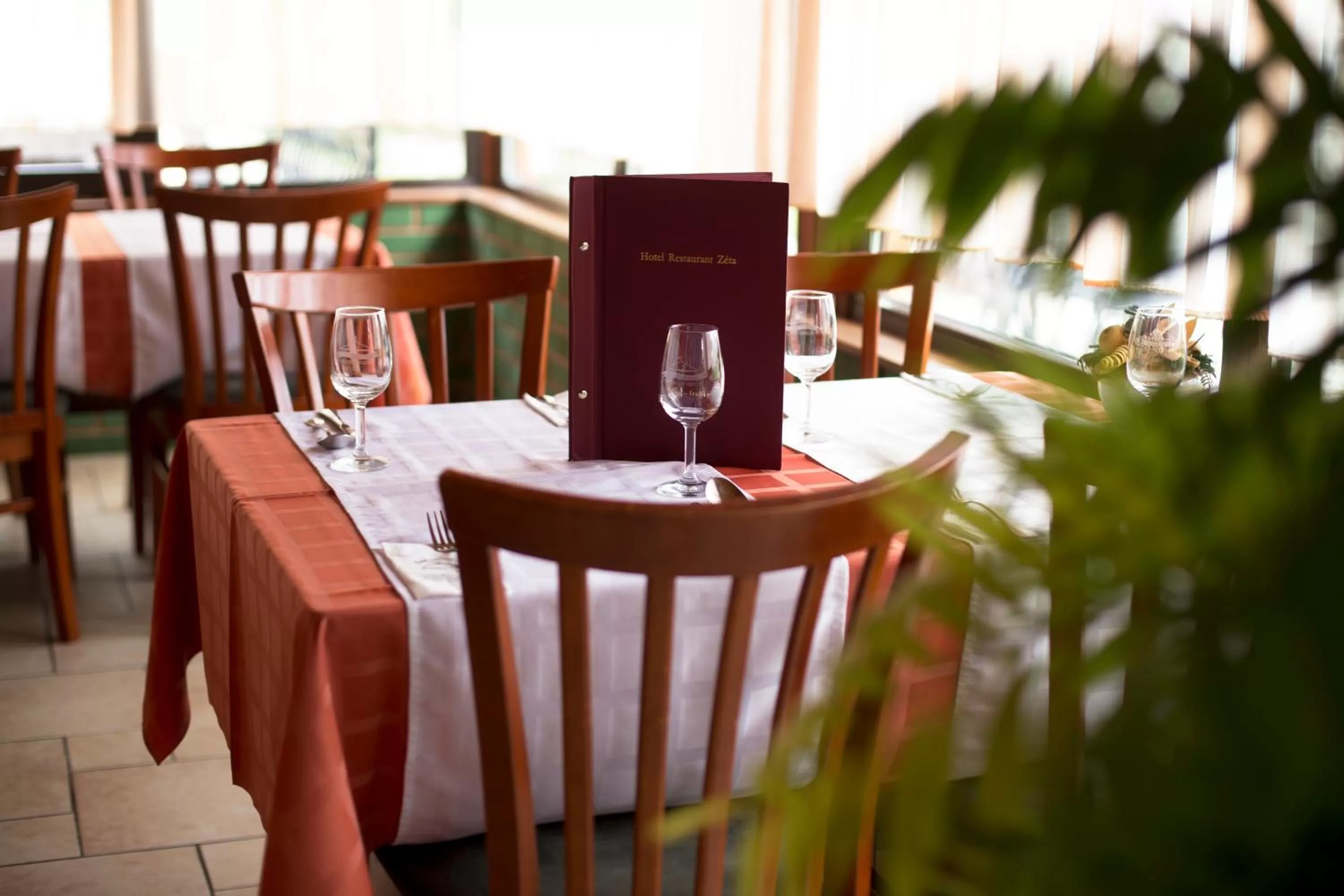 Restaurant/places to eat in Hotel Zéta