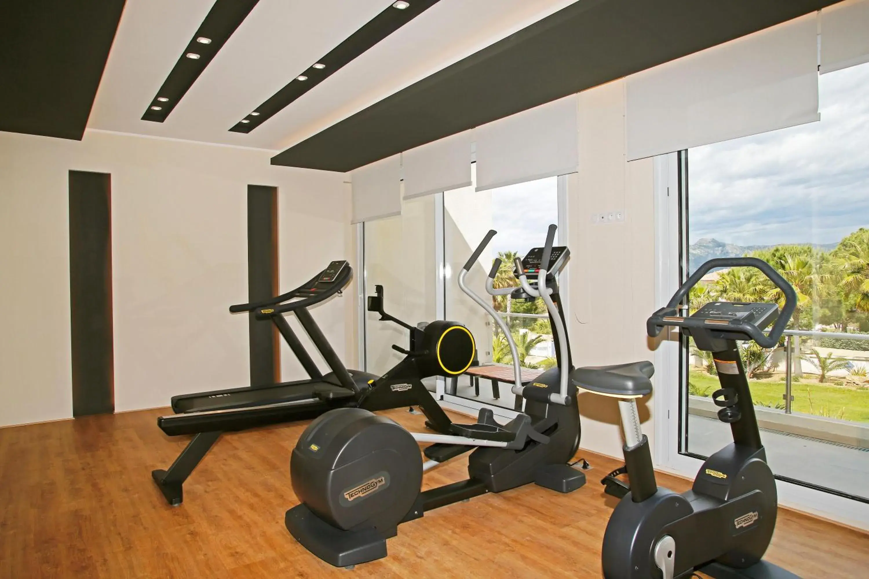 Activities, Fitness Center/Facilities in HOTEL CORSICA