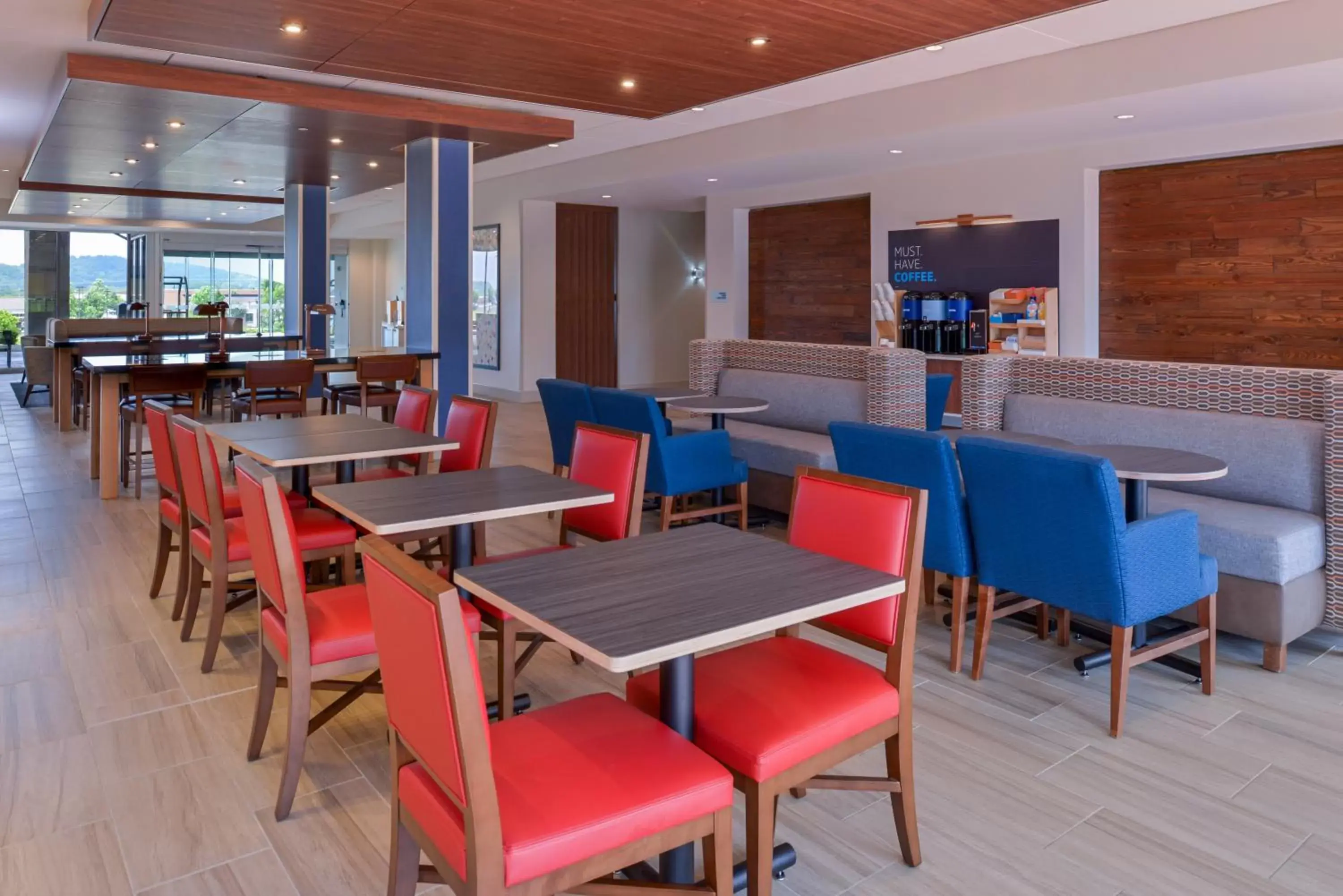 Breakfast, Restaurant/Places to Eat in Holiday Inn Express - Nashville South - Spring Hill, an IHG Hotel