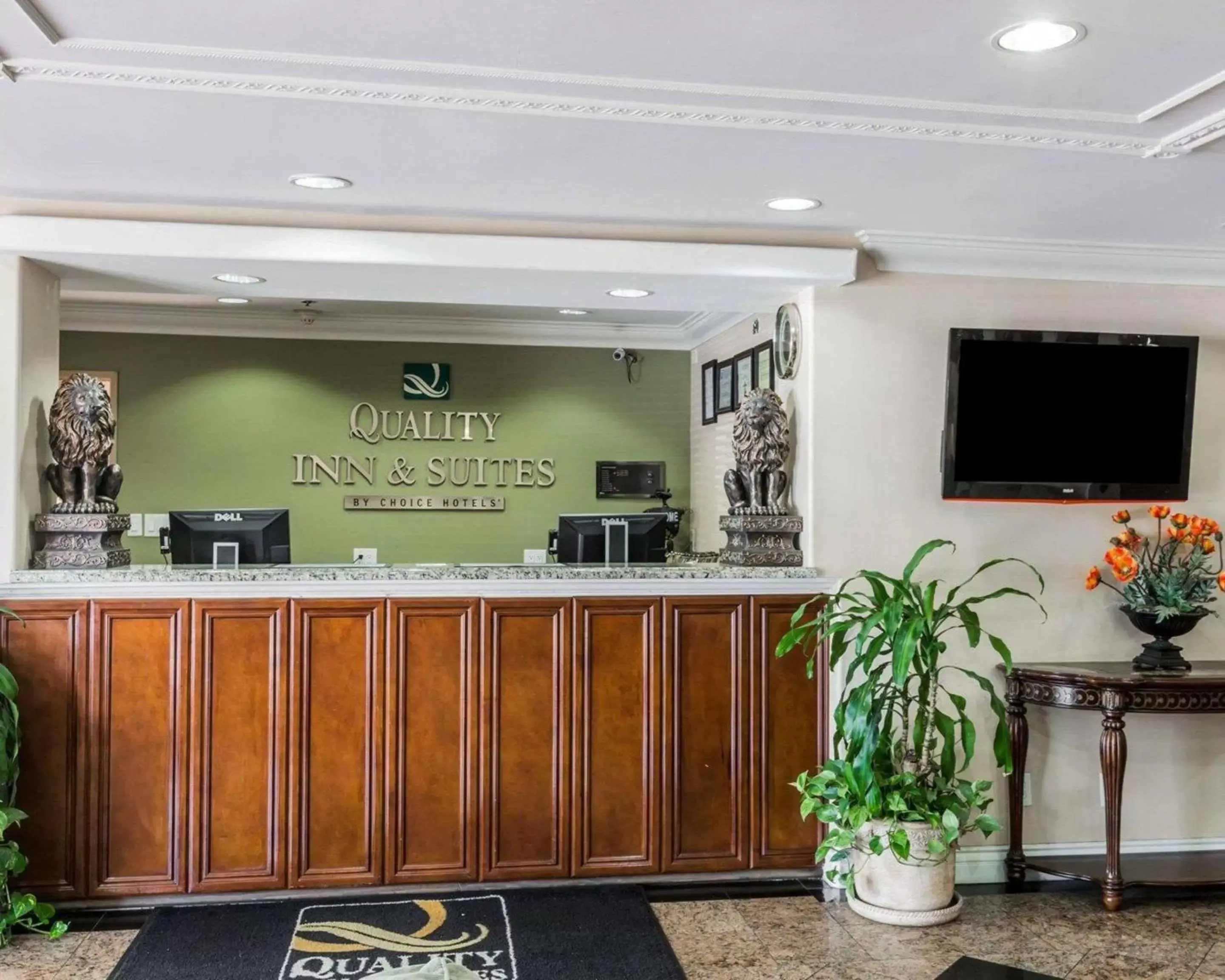 Lobby or reception in Quality Inn & Suites Atlanta Airport South