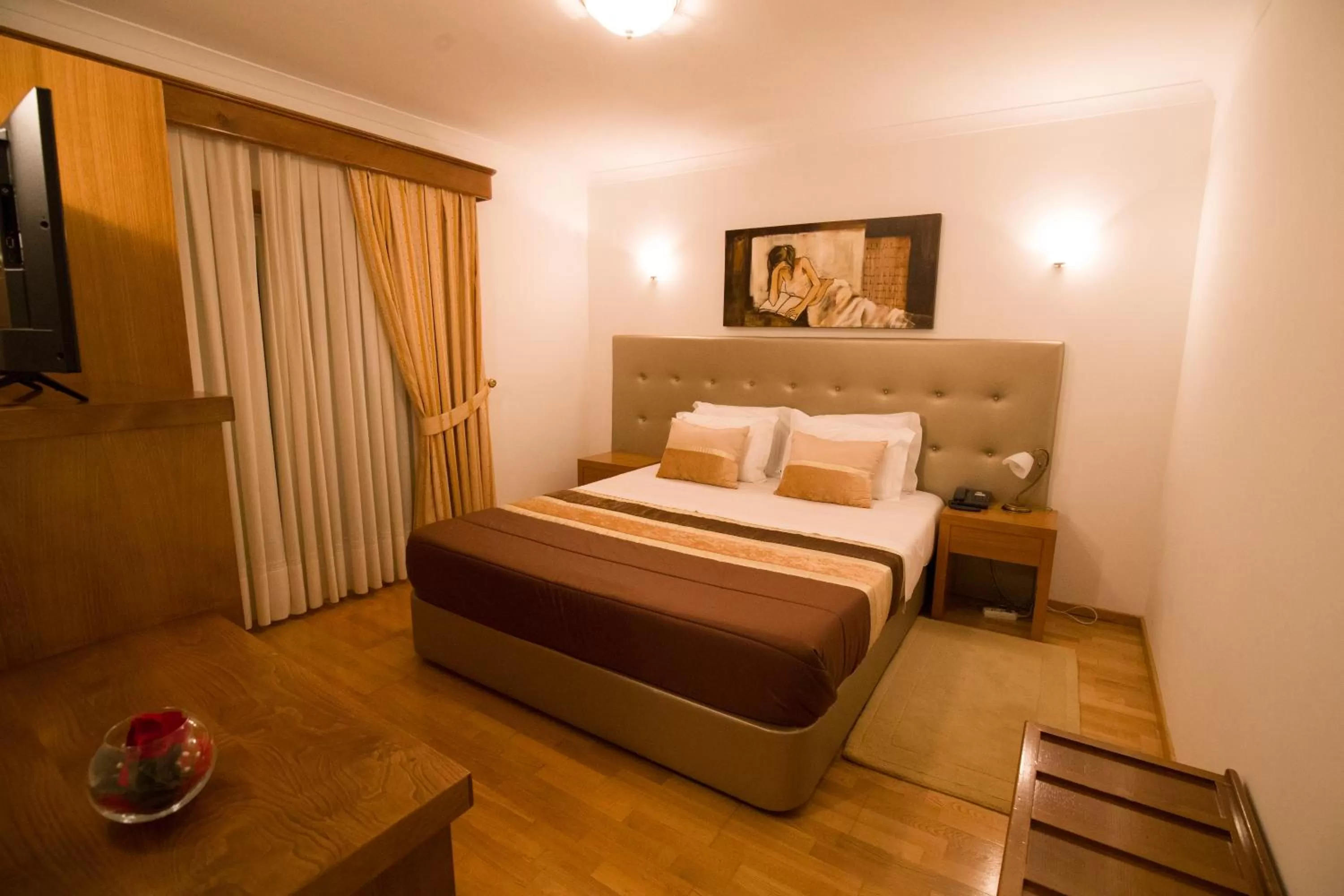 Bedroom, Bed in Hotel Estalagem Turismo