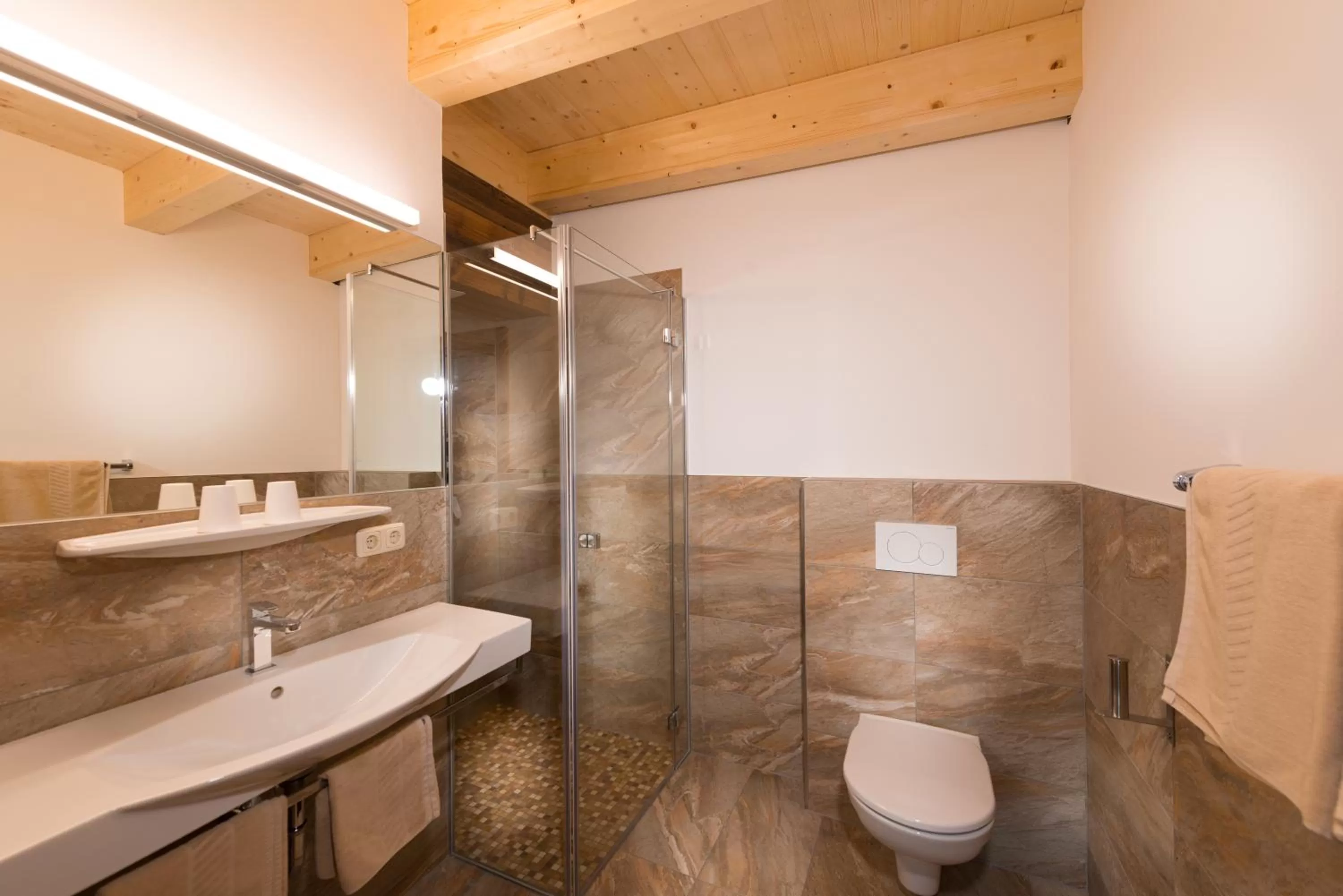 Bathroom in Hotel Quehenberger