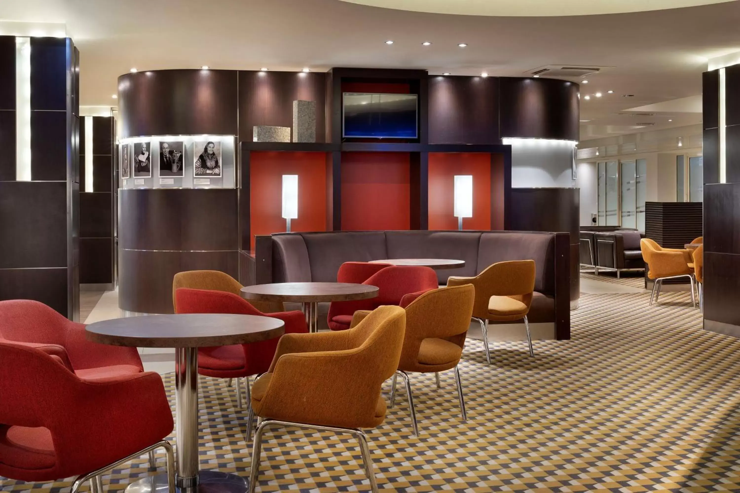 Lobby or reception, Lounge/Bar in Radisson Blu Hotel Olümpia