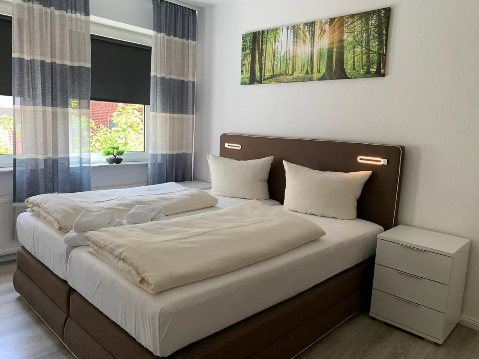 Three-Bedroom Apartment in Hotel Bispinger Hof Three-Bedroom Apartment in Hotel Bispinger Hof