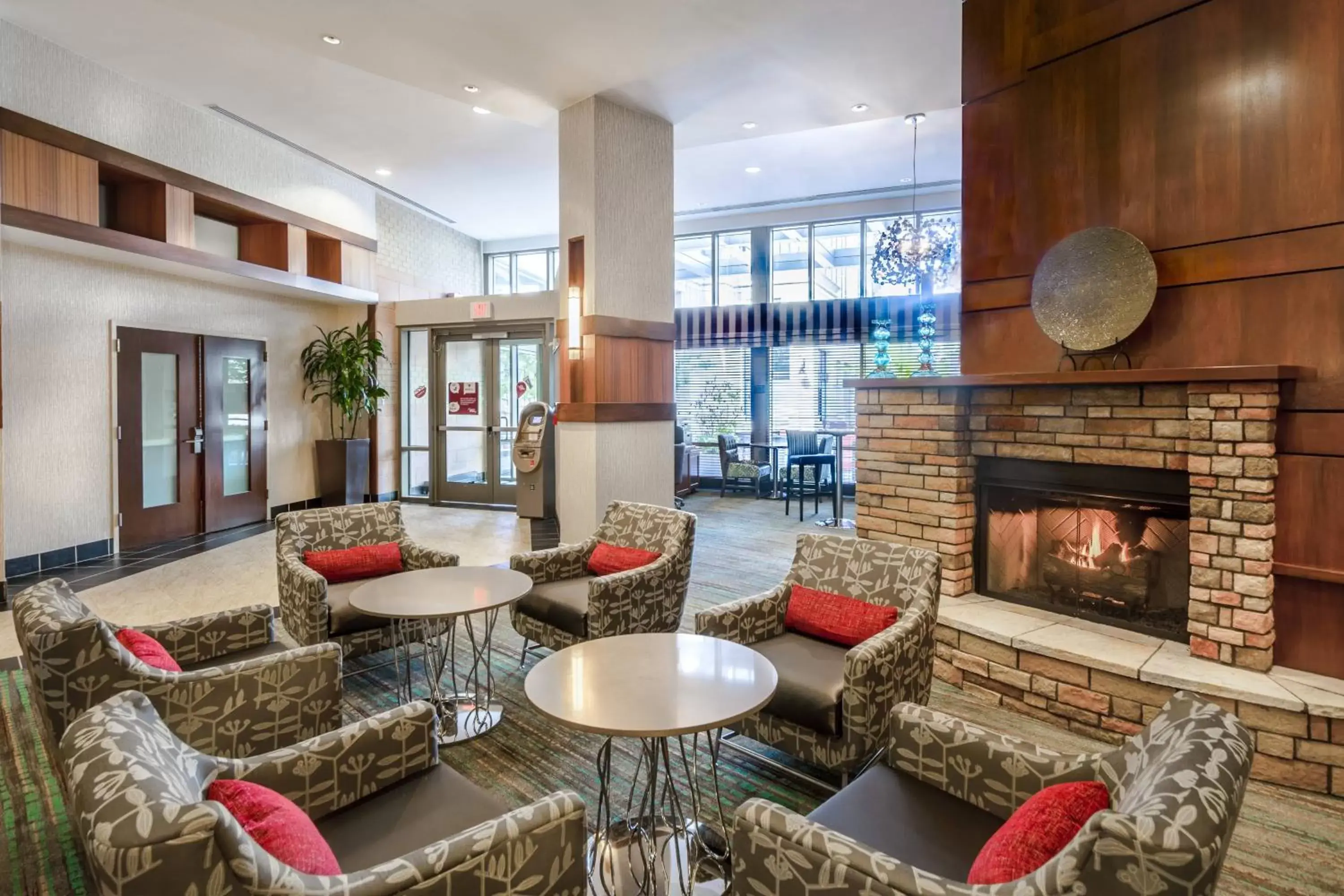 Lobby or reception, Lounge/Bar in Residence Inn Arlington Courthouse