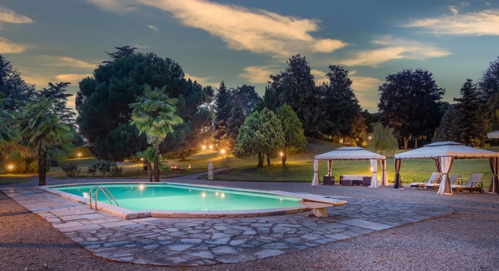 Swimming Pool in Palazzo Cavagna Sangiuliani