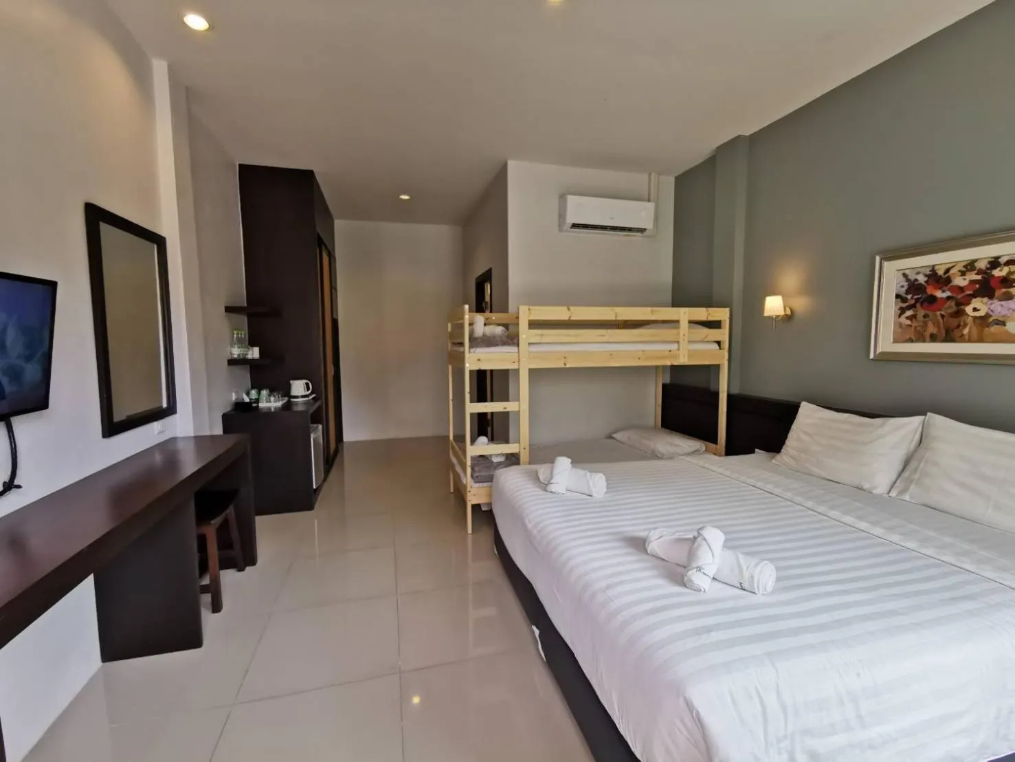 Bed in Tuana Hotels The Natural Resort