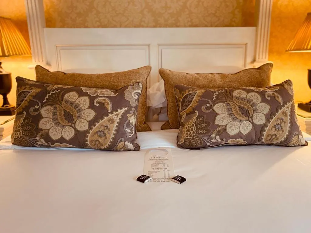 Bed in Le Bouchon Brasserie & Hotel