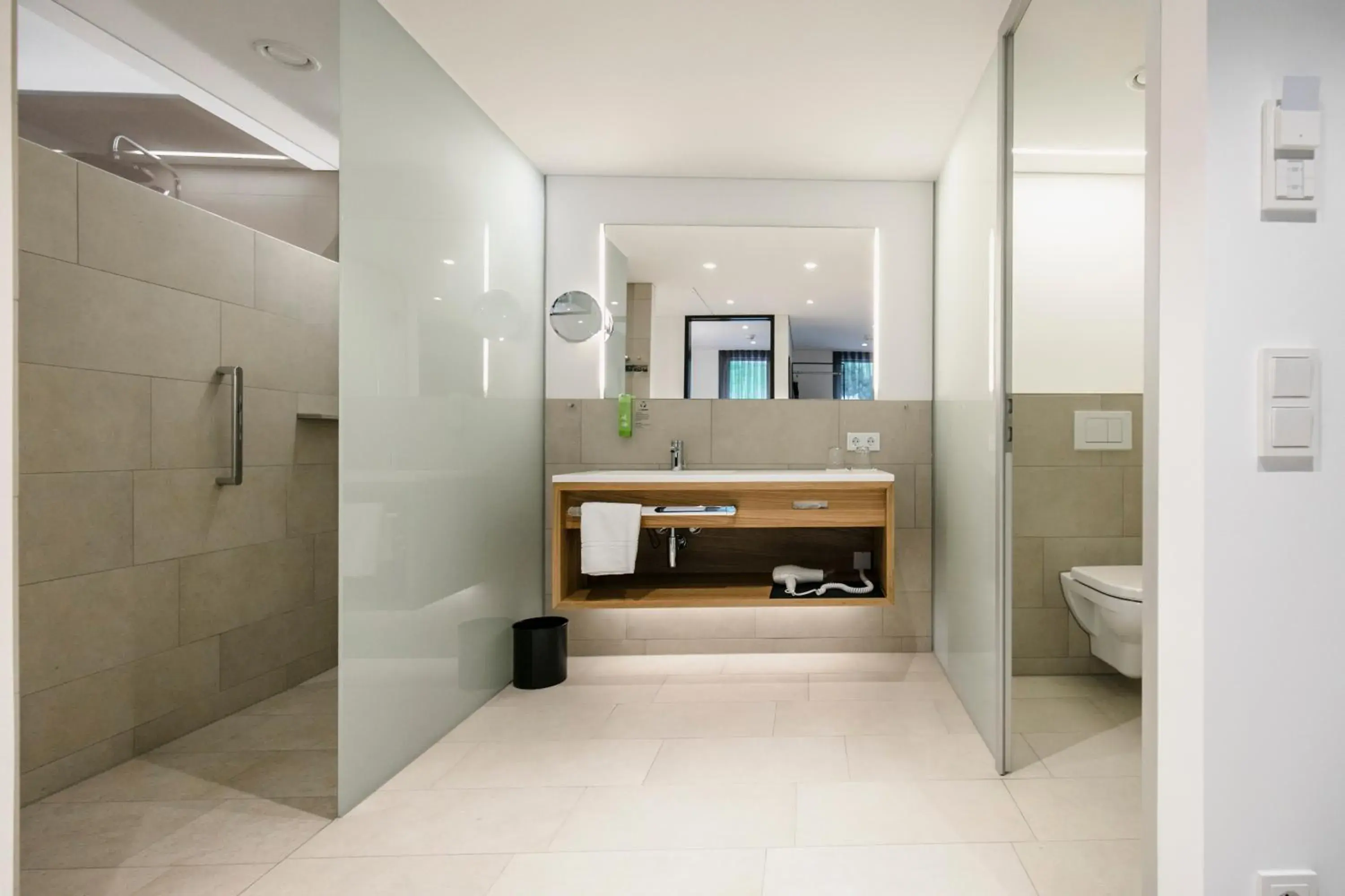 Bathroom in Montfort - das Hotel