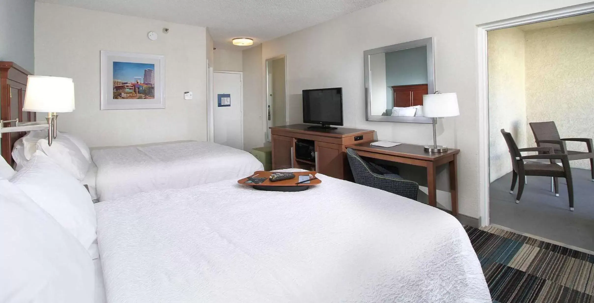 Bed, TV/Entertainment Center in Hampton Inn Tucson-Airport