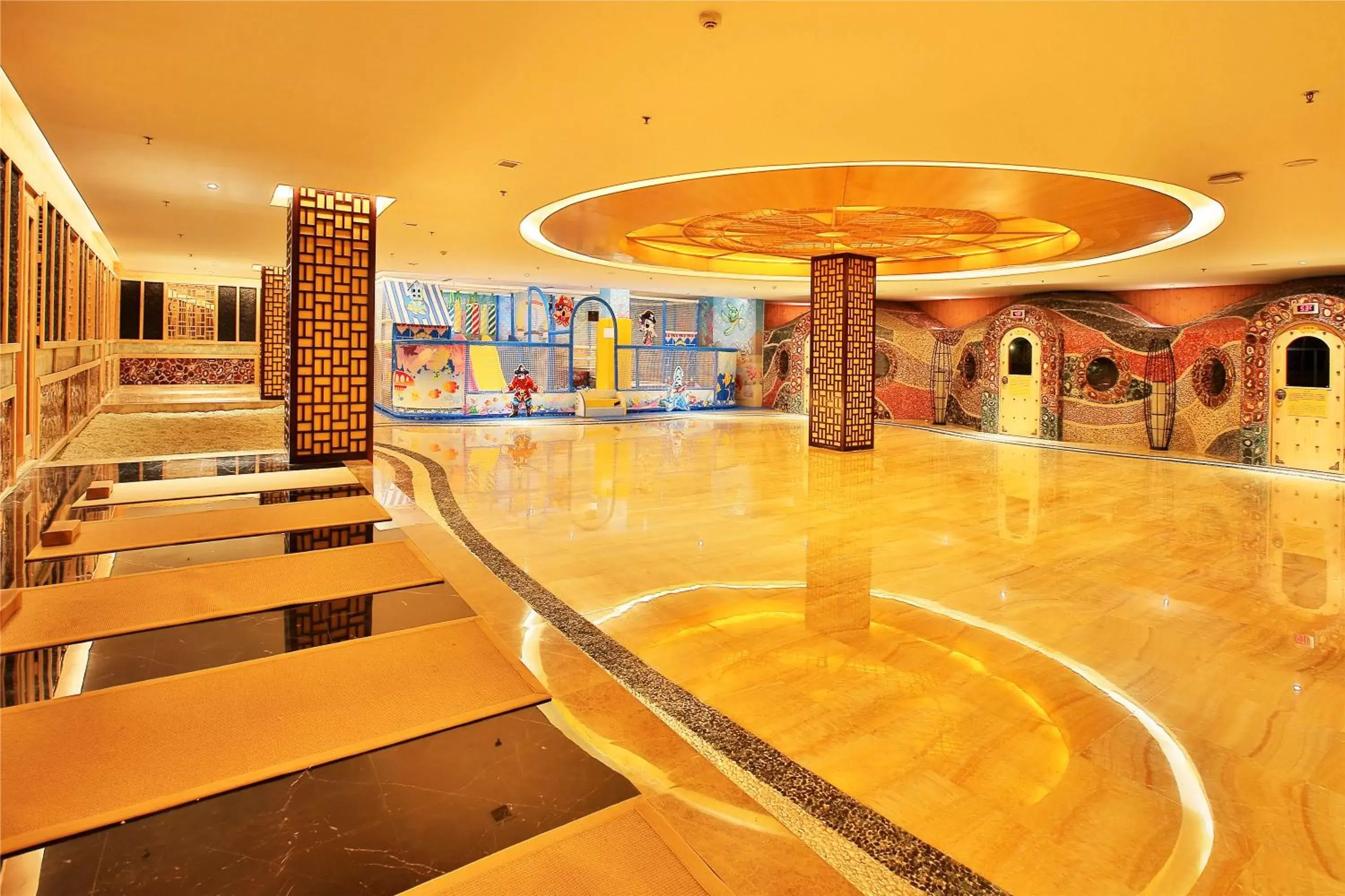 Sauna, Lobby/Reception in Wyndham Qingdao
