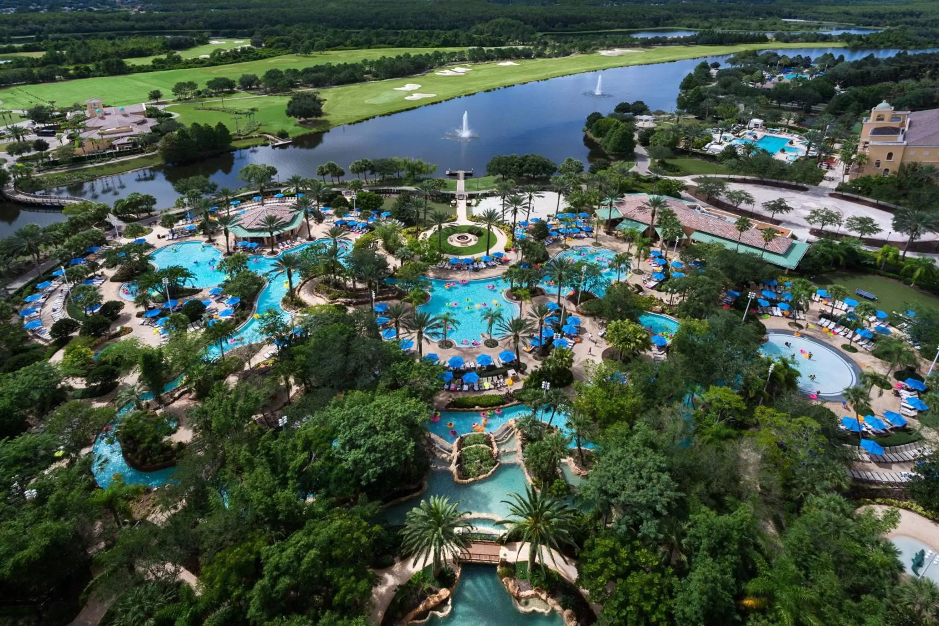 Photo of the whole room, Bird's-eye View in JW Marriott Orlando Grande Lakes