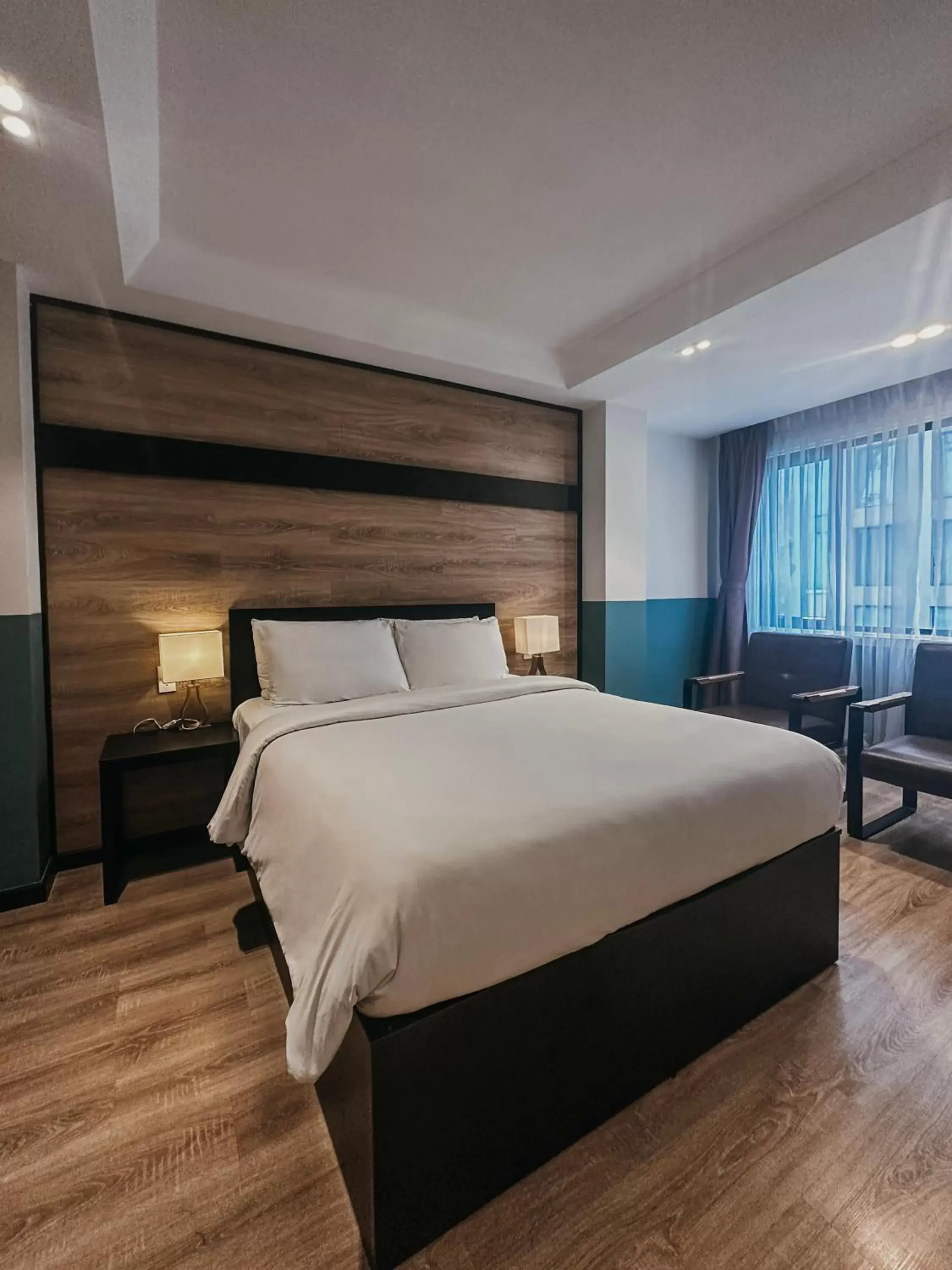 Bedroom, Bed in The Chill Suites - City Center