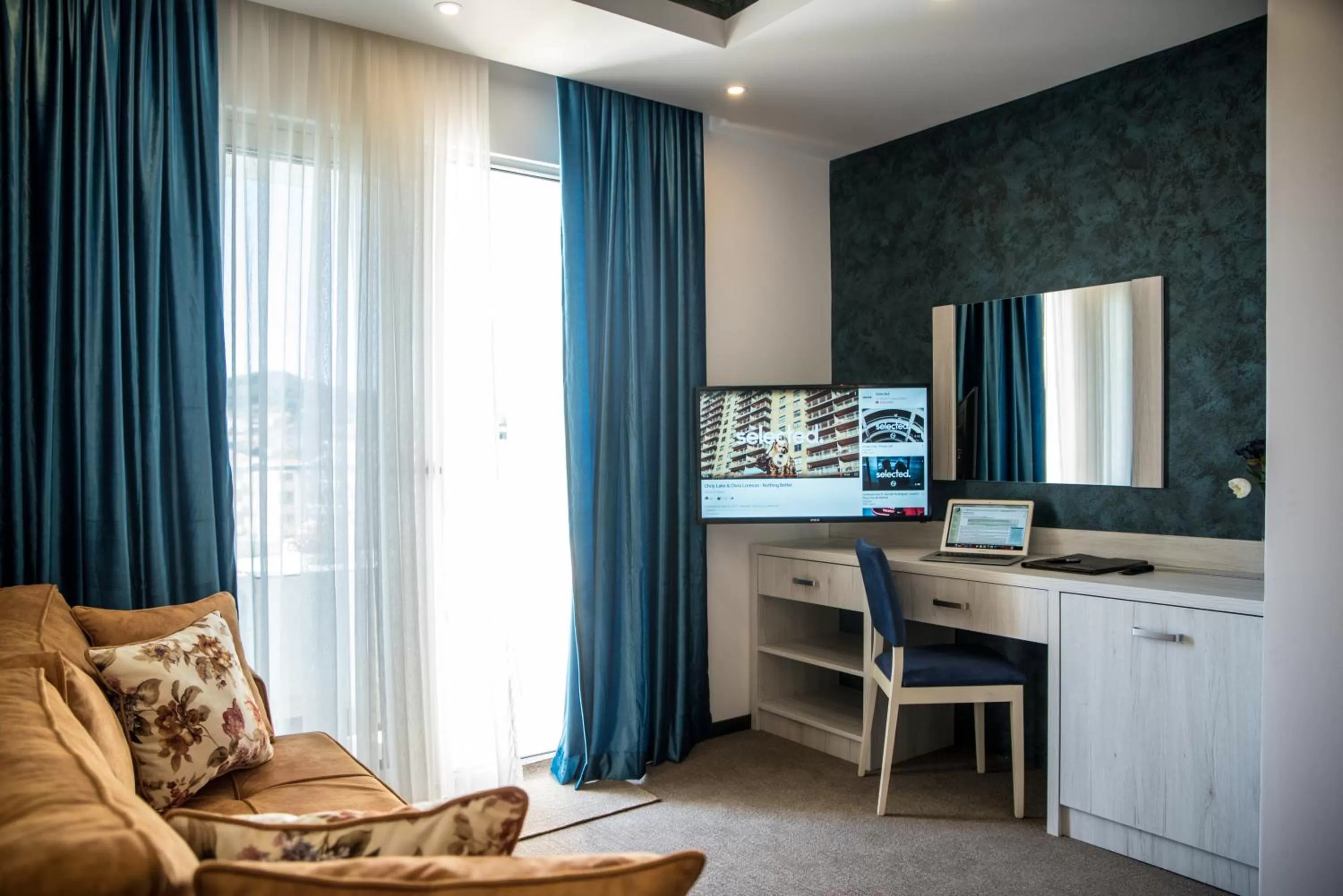 TV and multimedia, TV/Entertainment Center in Boutique Hotel "Salina"