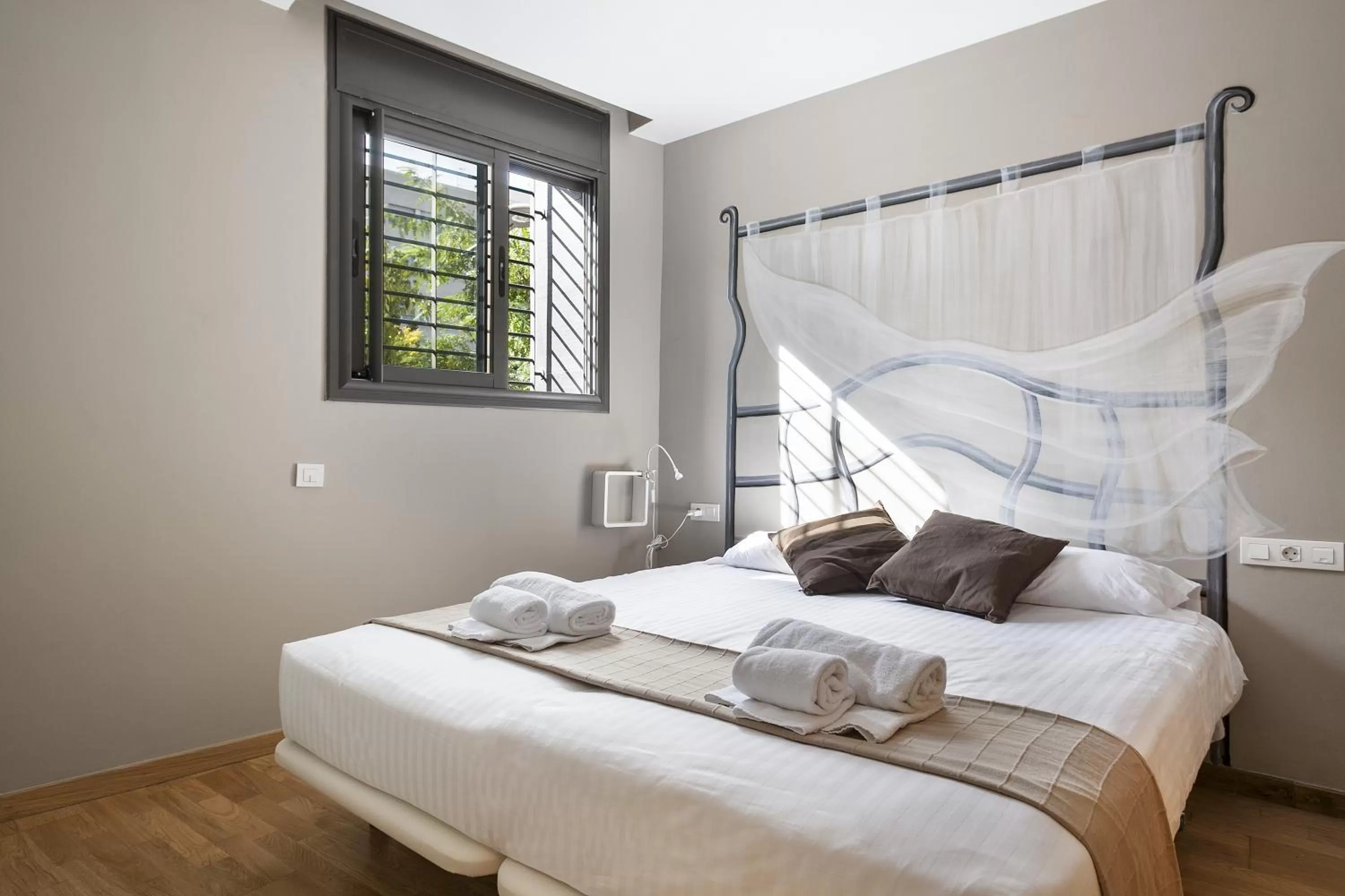 Bedroom, Bed in Hotel Acta Laumon