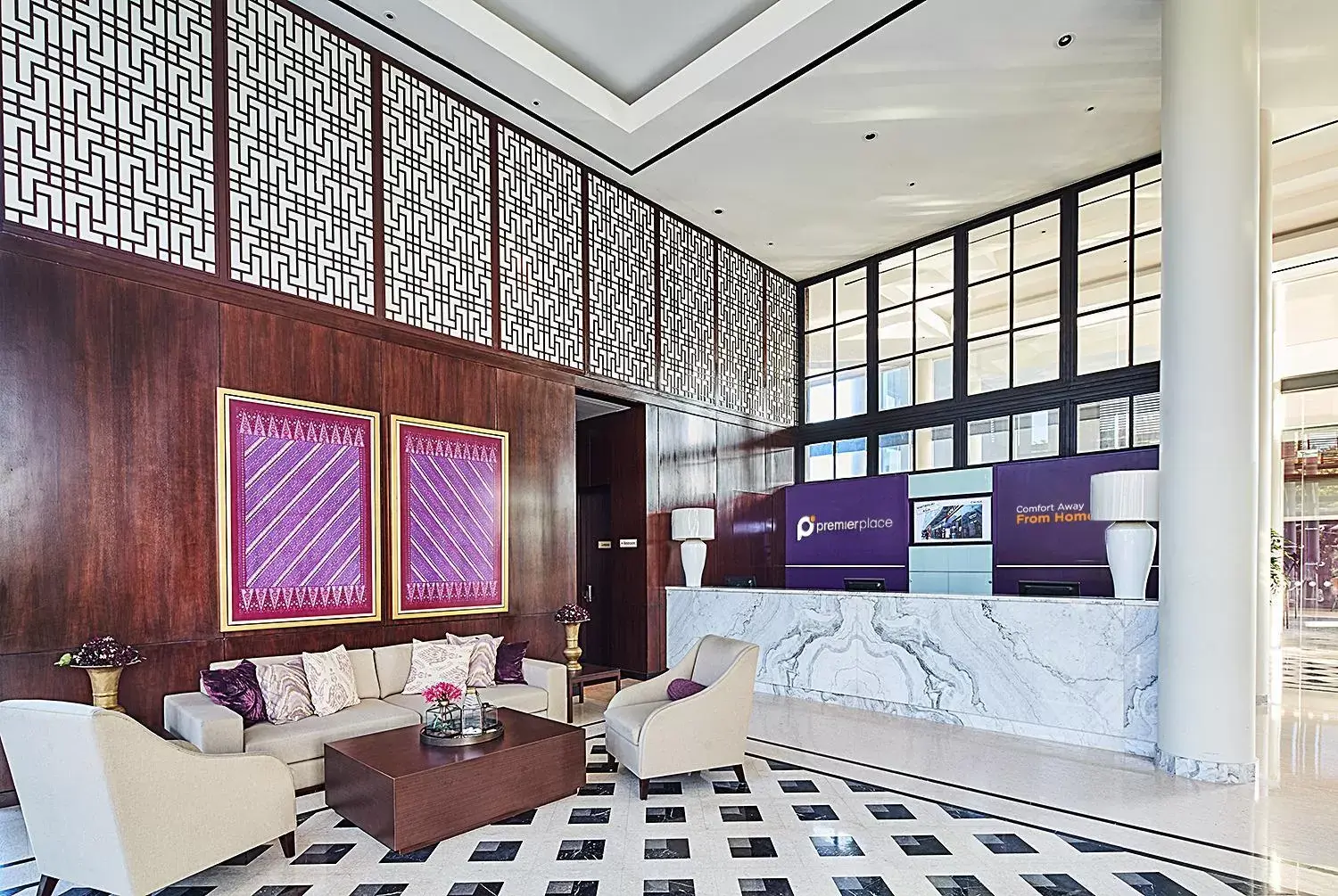 Lobby or reception, Bathroom in Premier Place Surabaya Airport