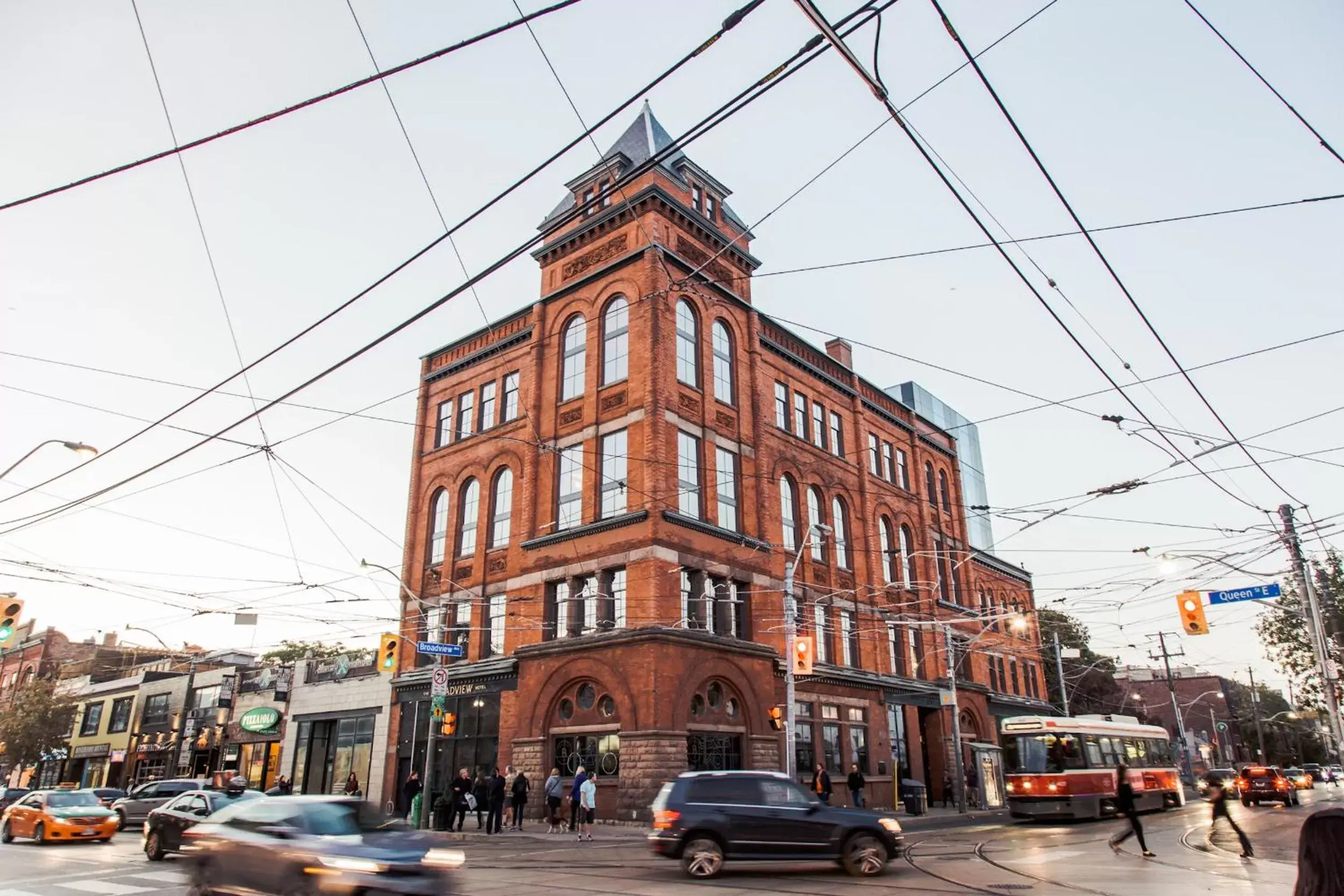 Facade/entrance in The Broadview Hotel