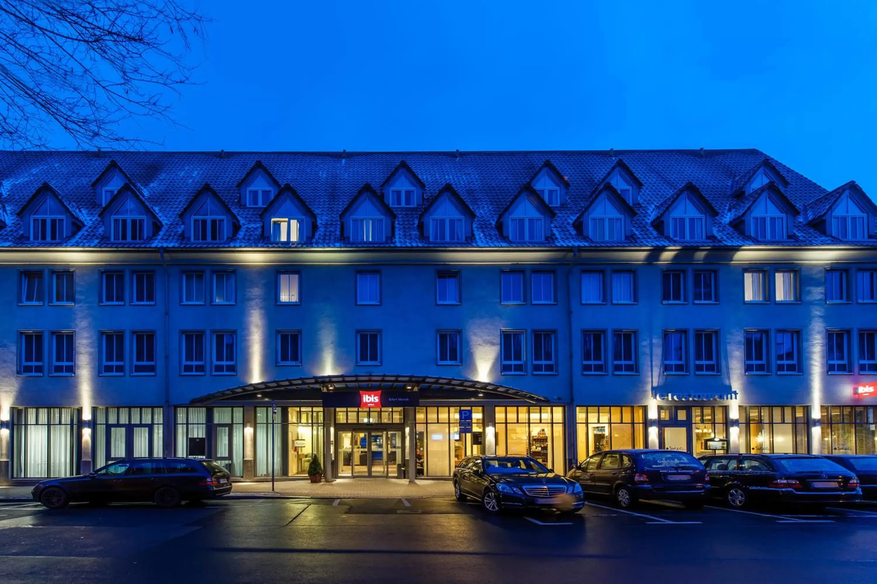 Facade/entrance, Property Building in ibis Hotel Erfurt Altstadt