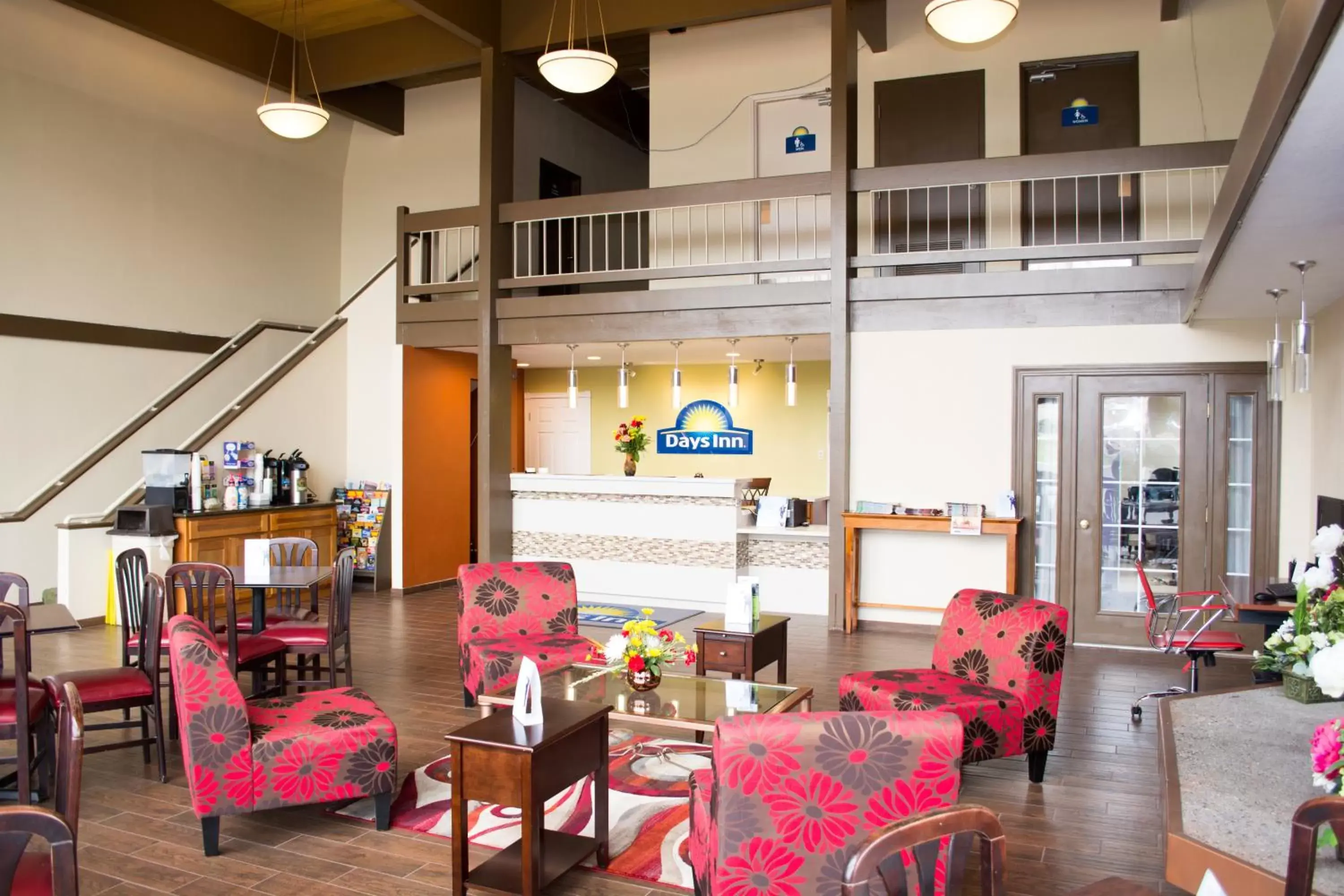 Lobby or reception, Lobby/Reception in Days Inn by Wyndham Klamath Falls