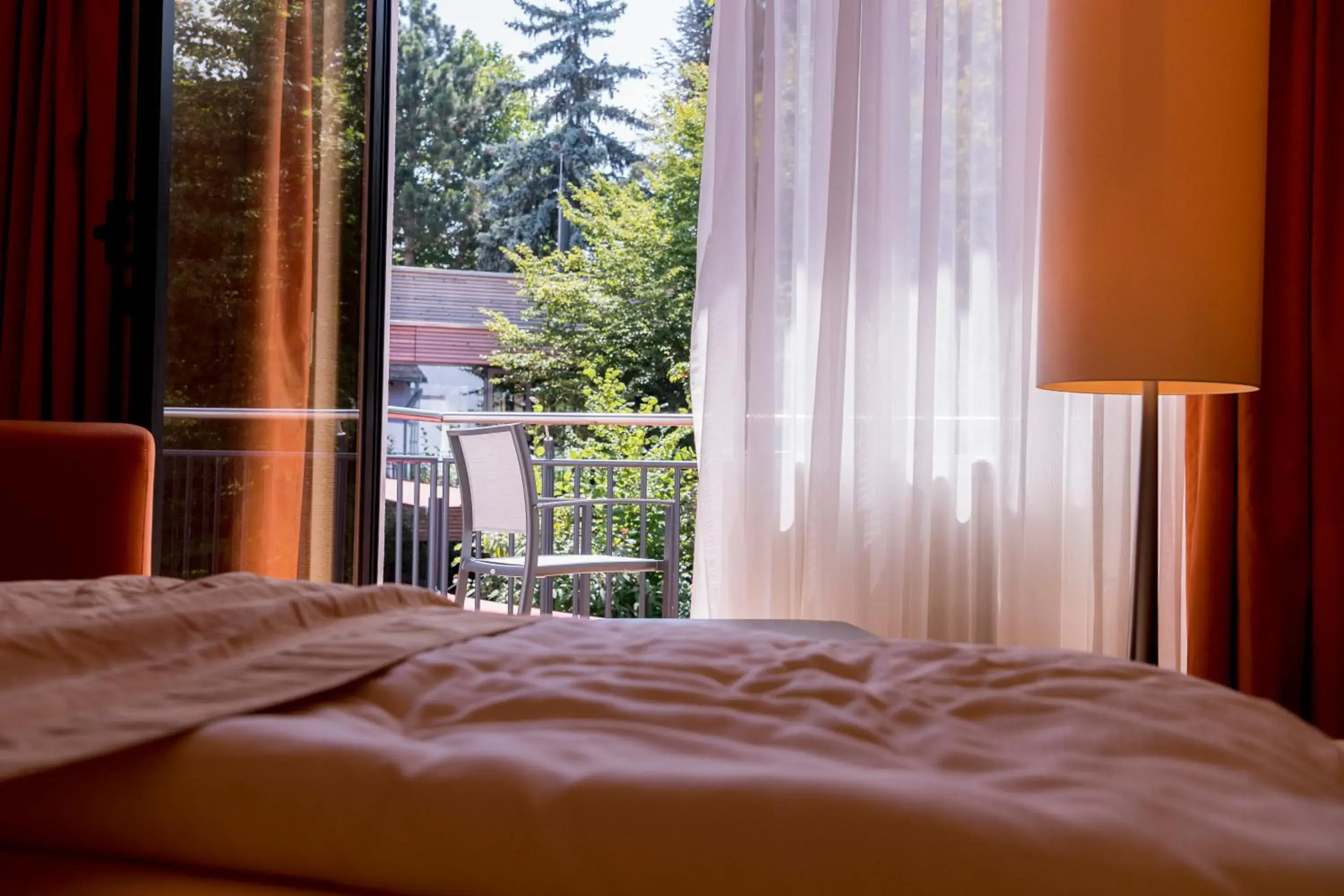 Photo of the whole room, Bed in Atrium Hotel Mainz