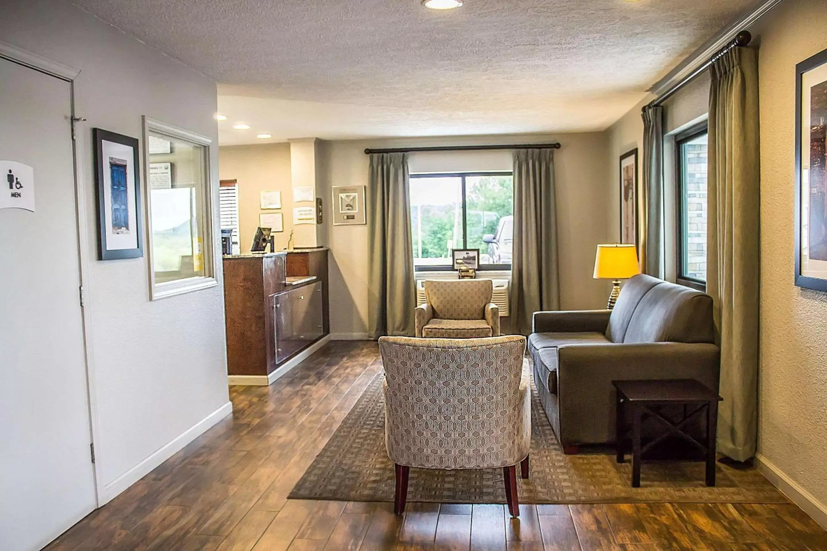 Lobby or reception in Quality Inn Cambridge Lobby or reception in Quality Inn Cambridge