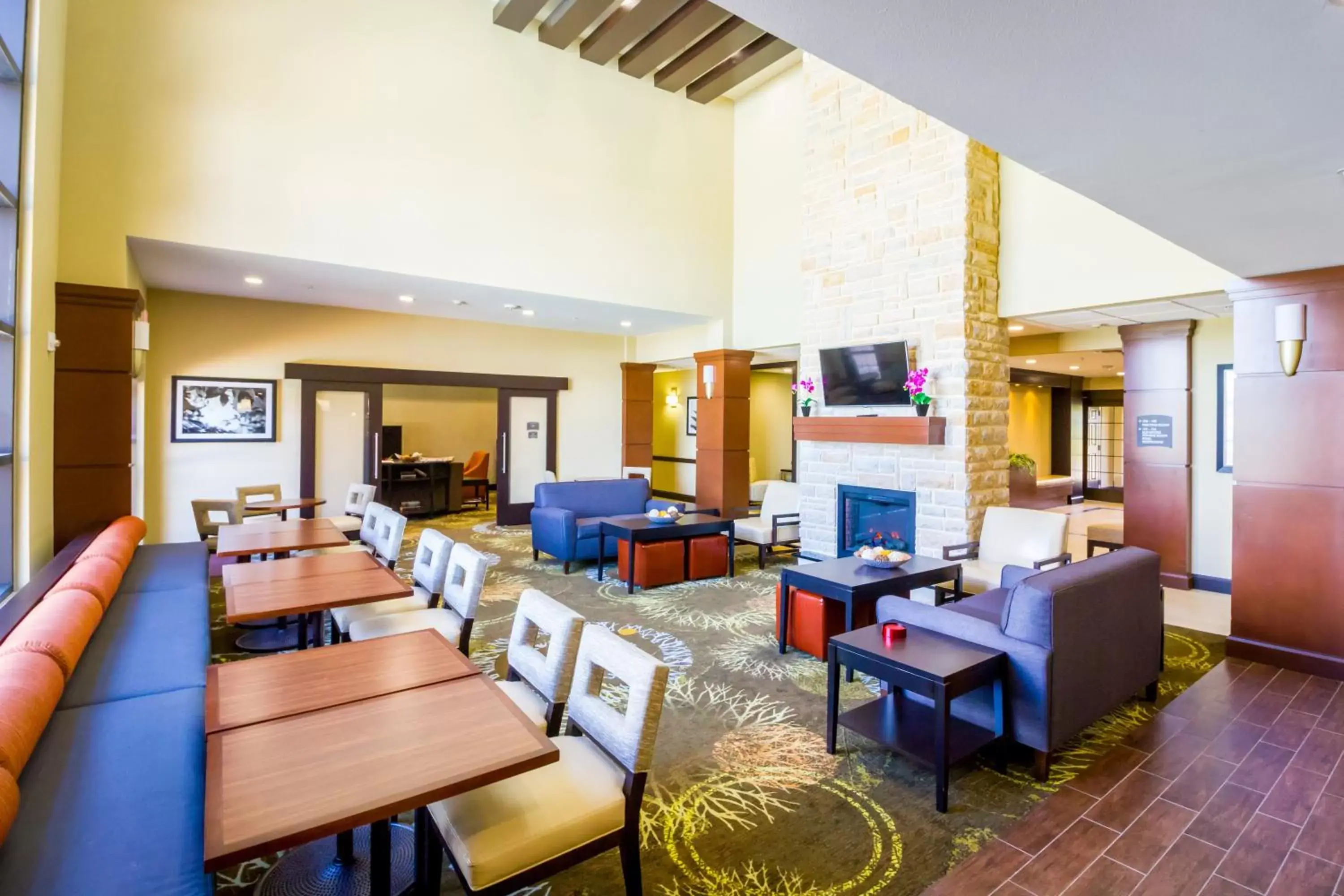 Restaurant/places to eat in Staybridge Suites Plano - Legacy West Area, an IHG Hotel