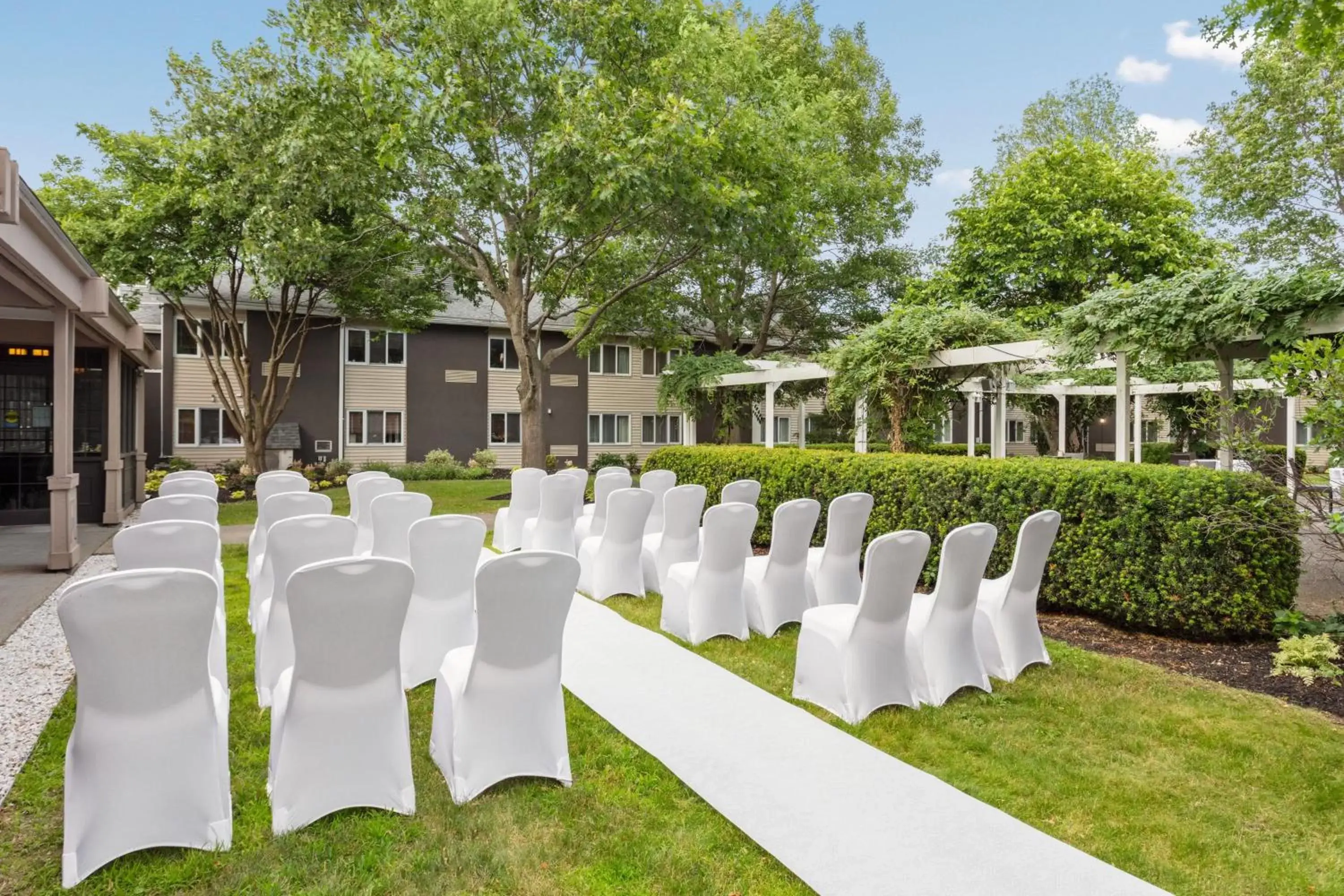 Property building, Banquet Facilities in Delta Hotels by Marriott Burlington