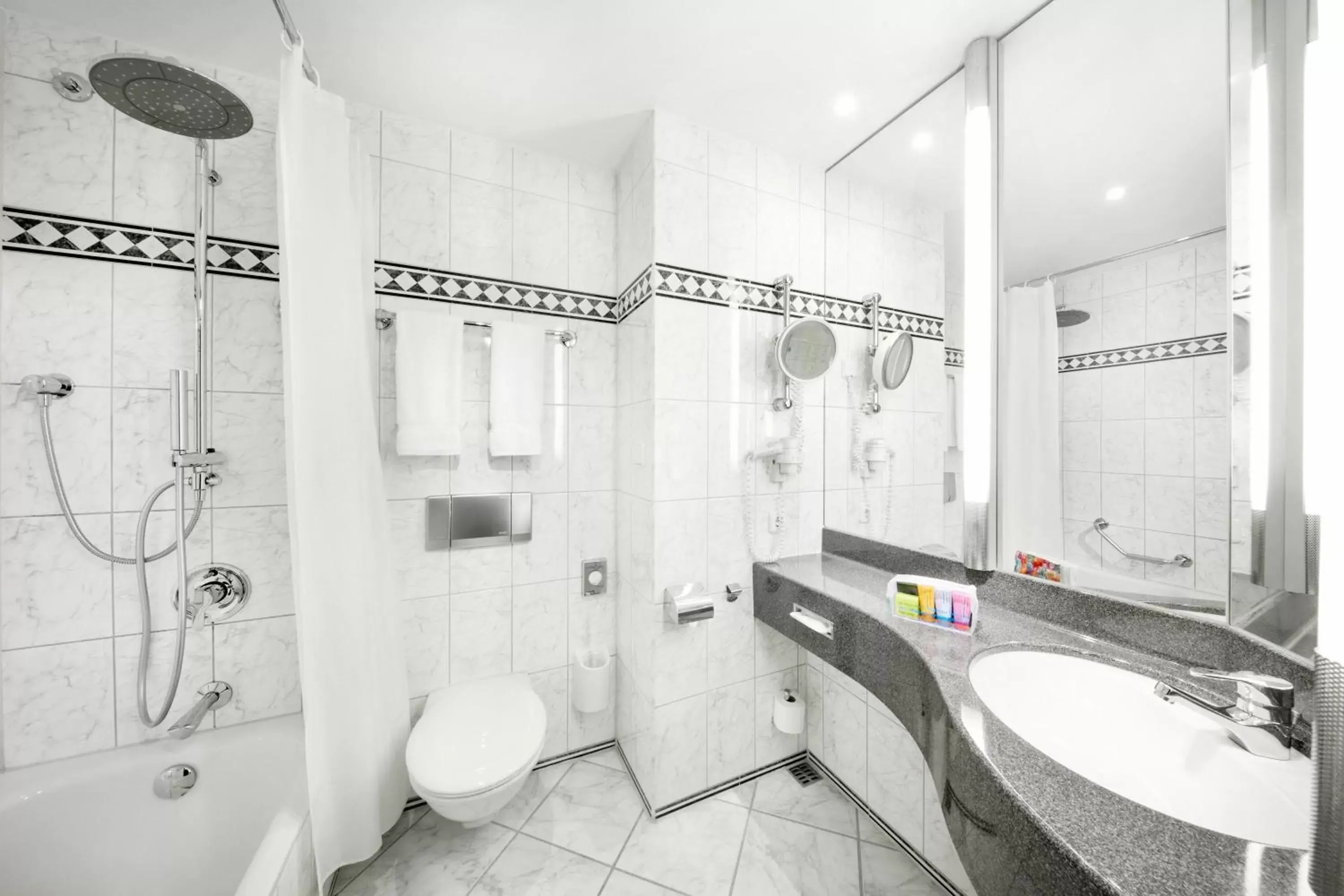 Shower, Bathroom in Mercure Hotel Gera City