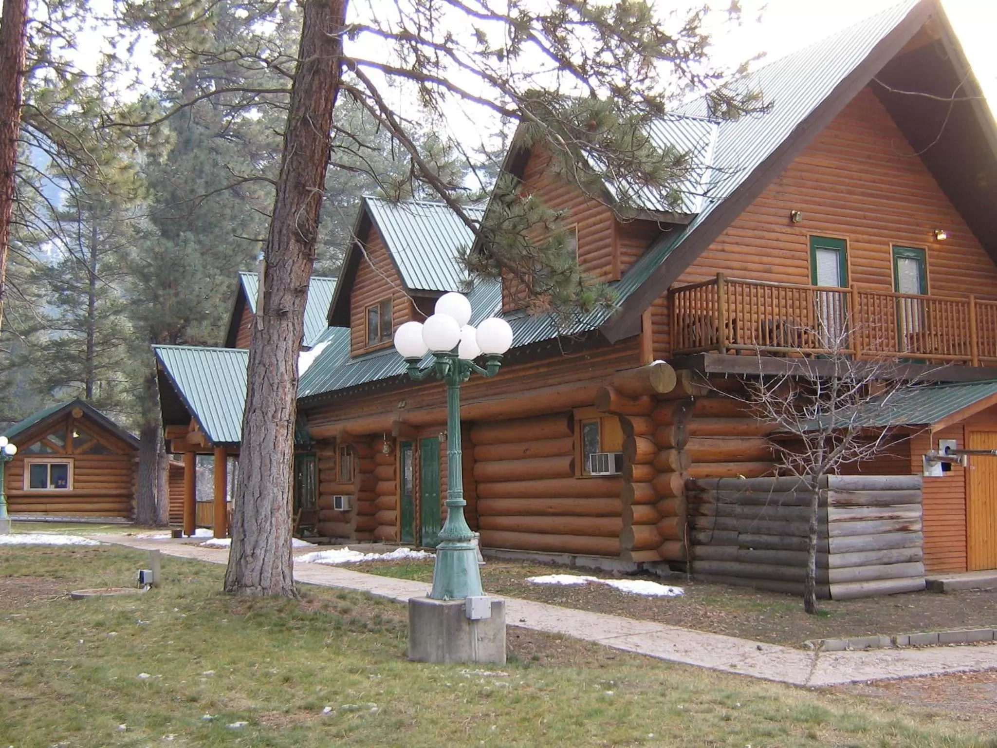 Property Building in Rainbow Lake Castle Resort