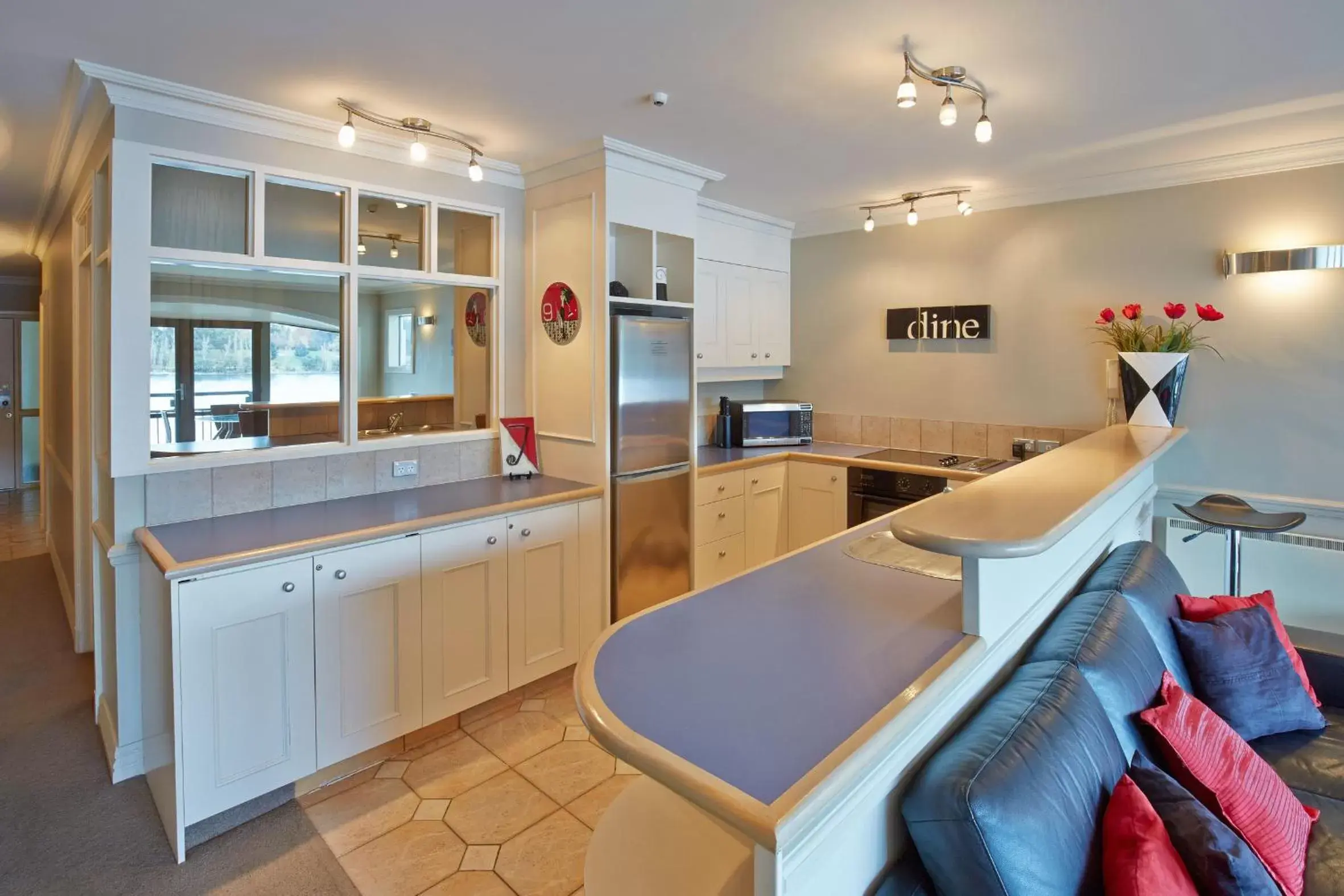 Kitchen or kitchenette, Kitchen/Kitchenette in The Waterfront