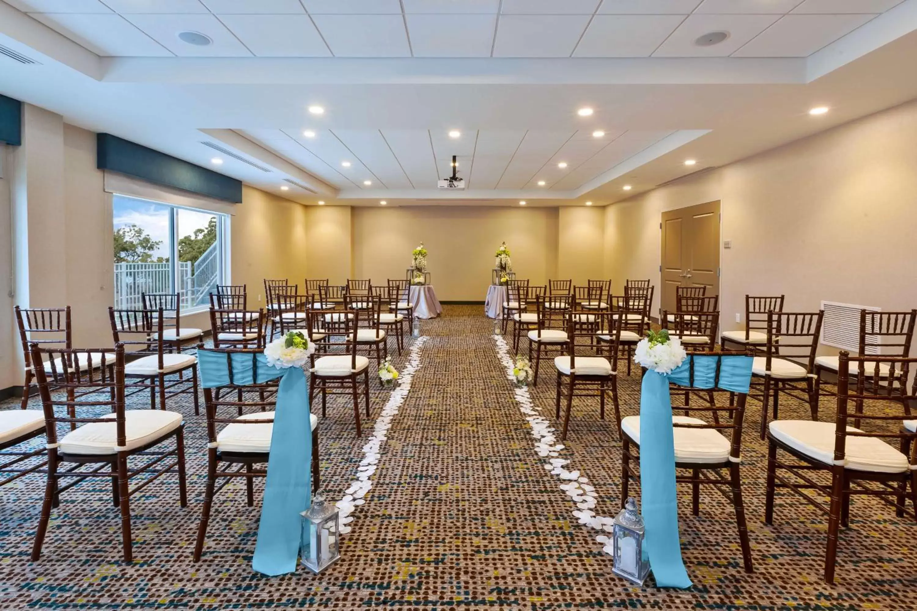 Meeting/conference room in Hampton Inn Cape Cod Canal