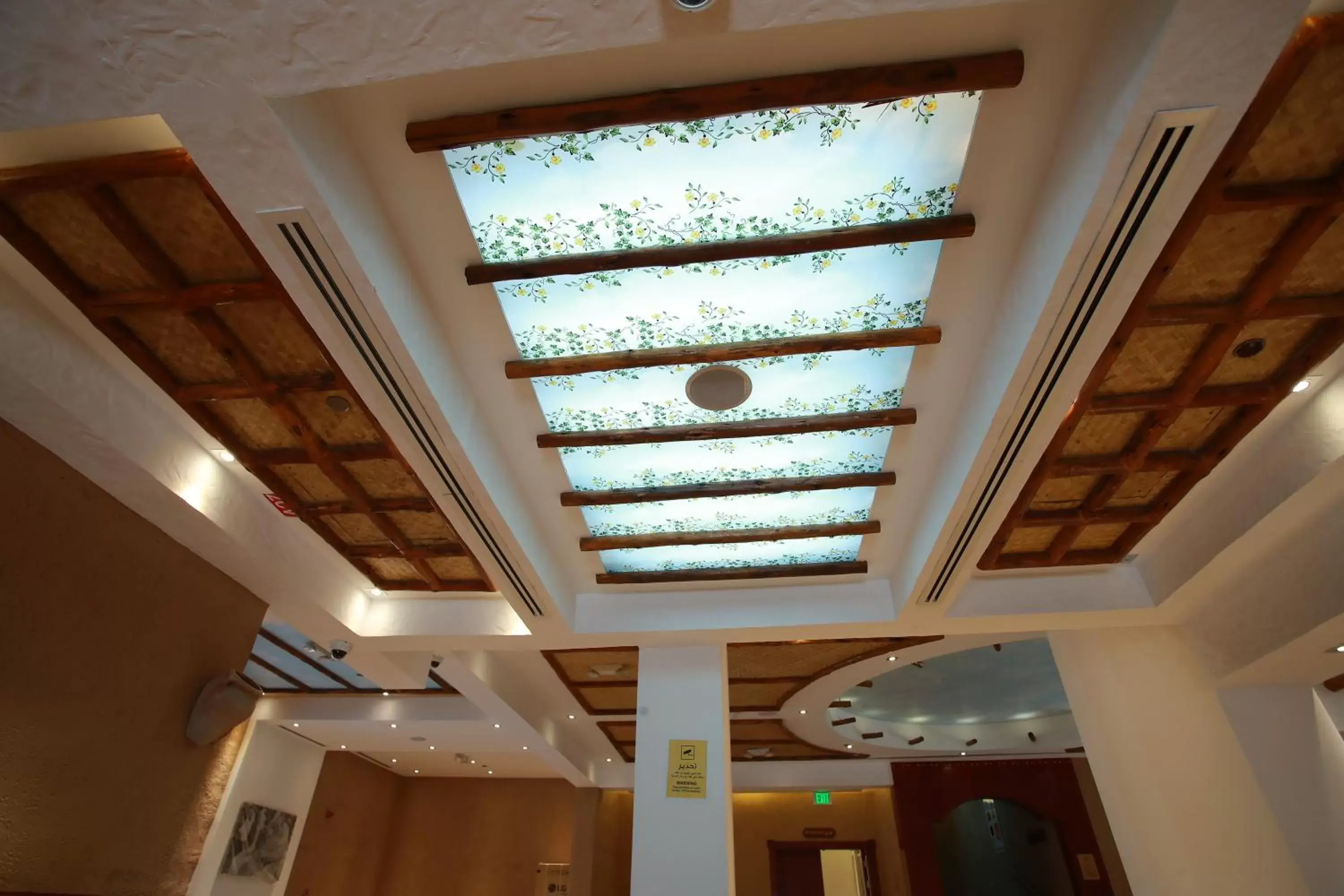 Lobby or reception in Al Liwan Suites Rawdat Al Khail