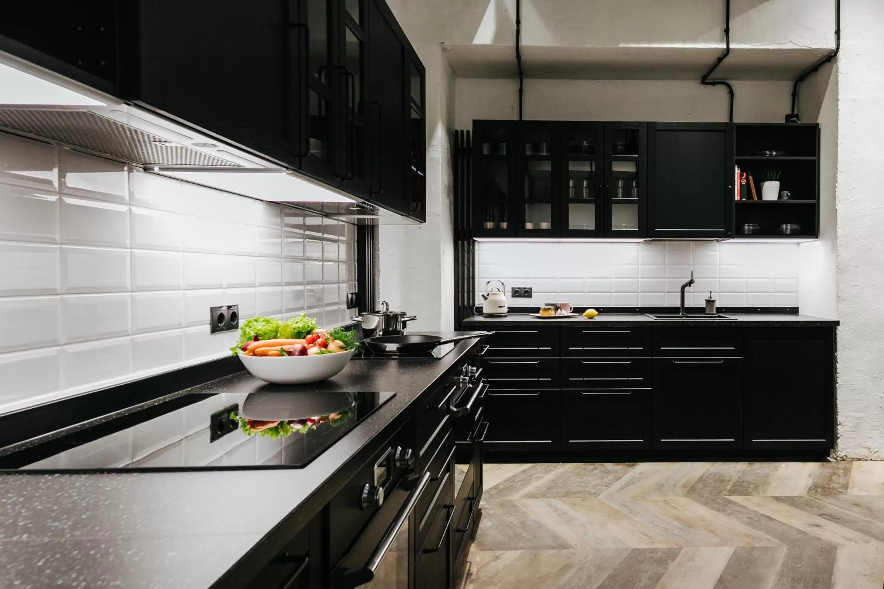 Communal kitchen in Hektor Container Hotel