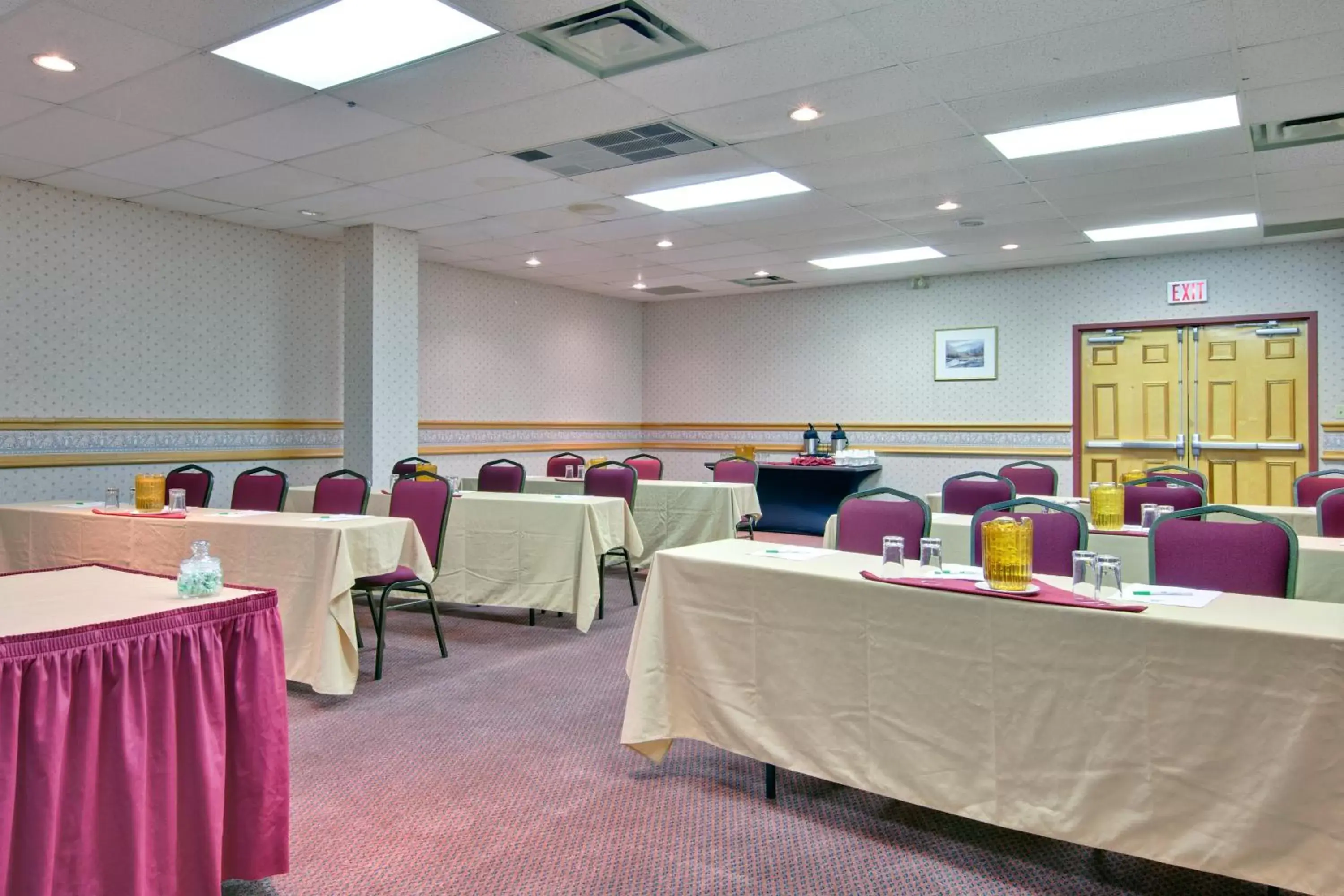 Banquet/Function facilities in Days Inn by Wyndham Stephenville