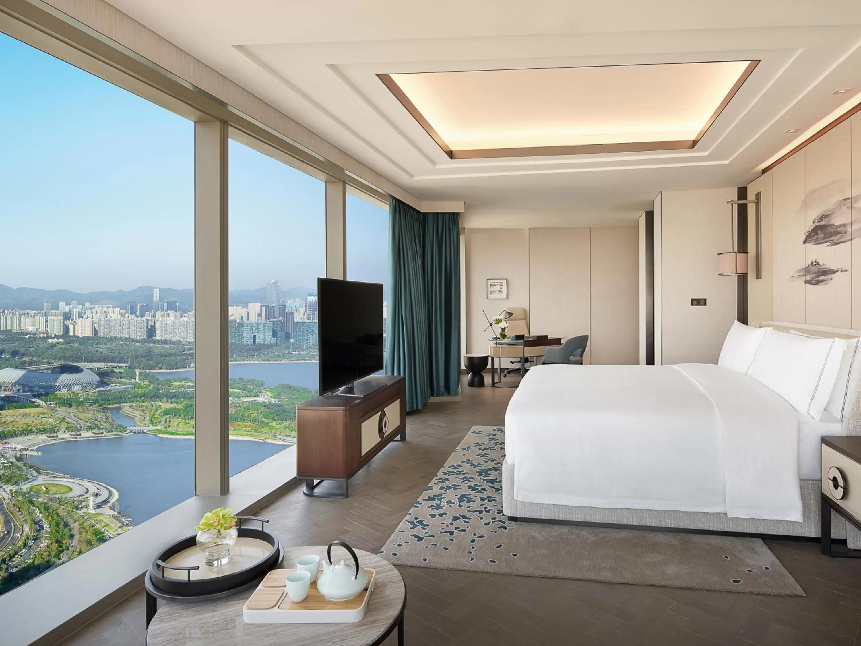 TV and multimedia, Bed in Raffles Shenzhen, Situated in the heart of One Shenzhen Bay, Book Now to Enjoy Free Minibar and Happy Hour Privileges at Long Bar on 71F