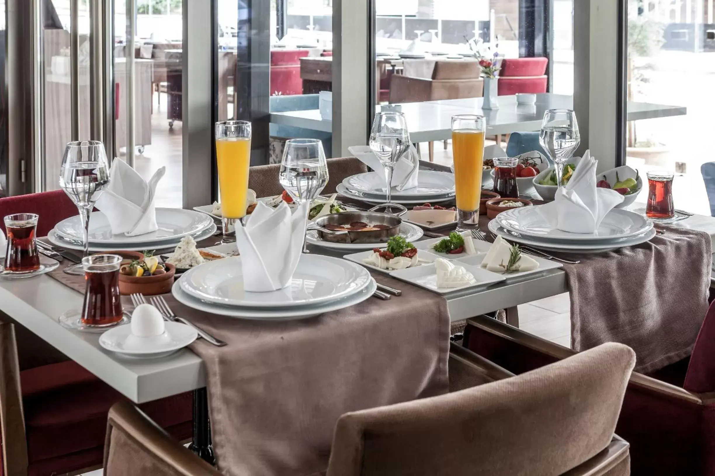 Breakfast, Restaurant/Places to Eat in Park Dedeman Eskişehir