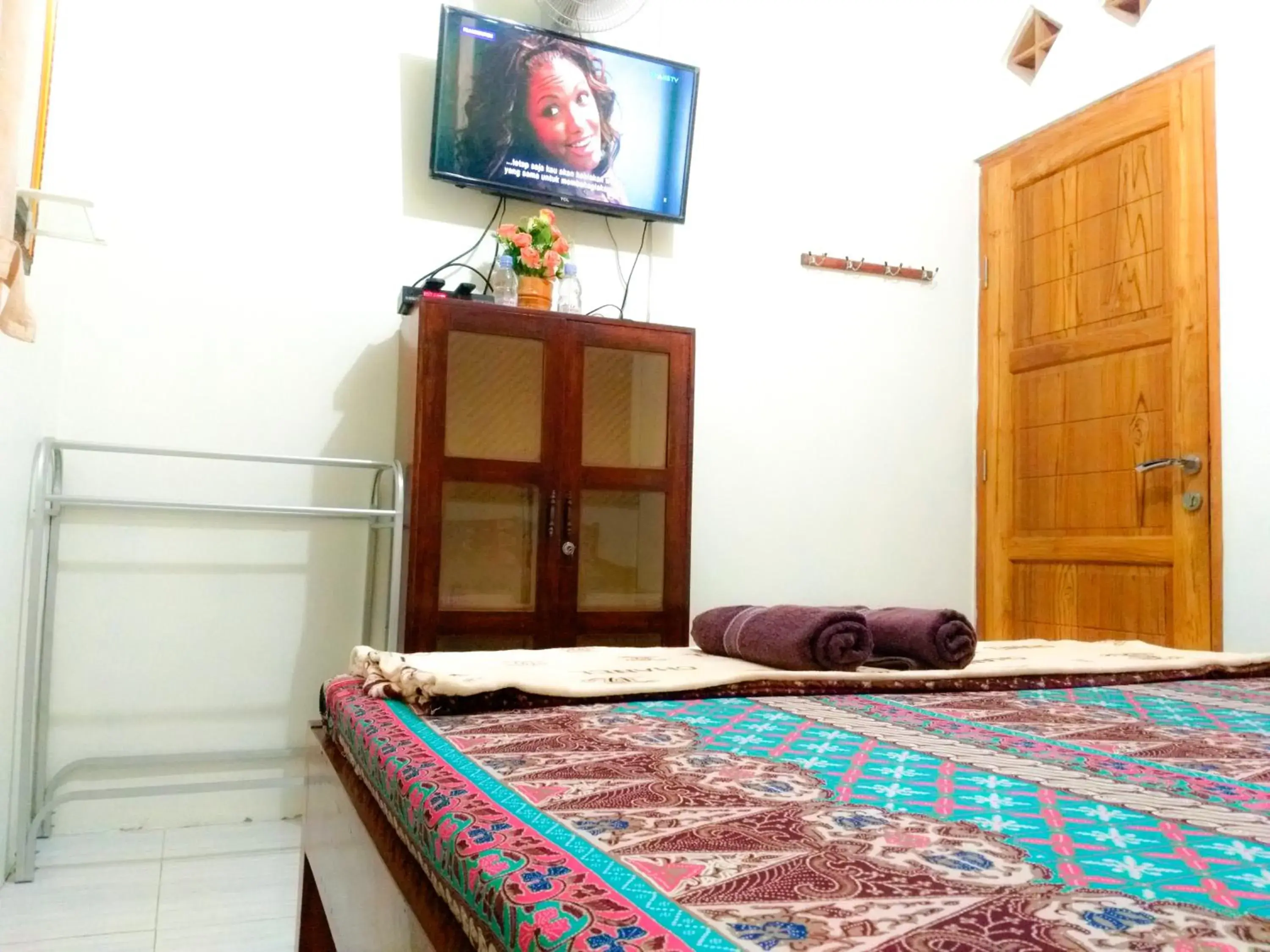 TV and multimedia, Bed in Ngampilan Backpacker Hostel